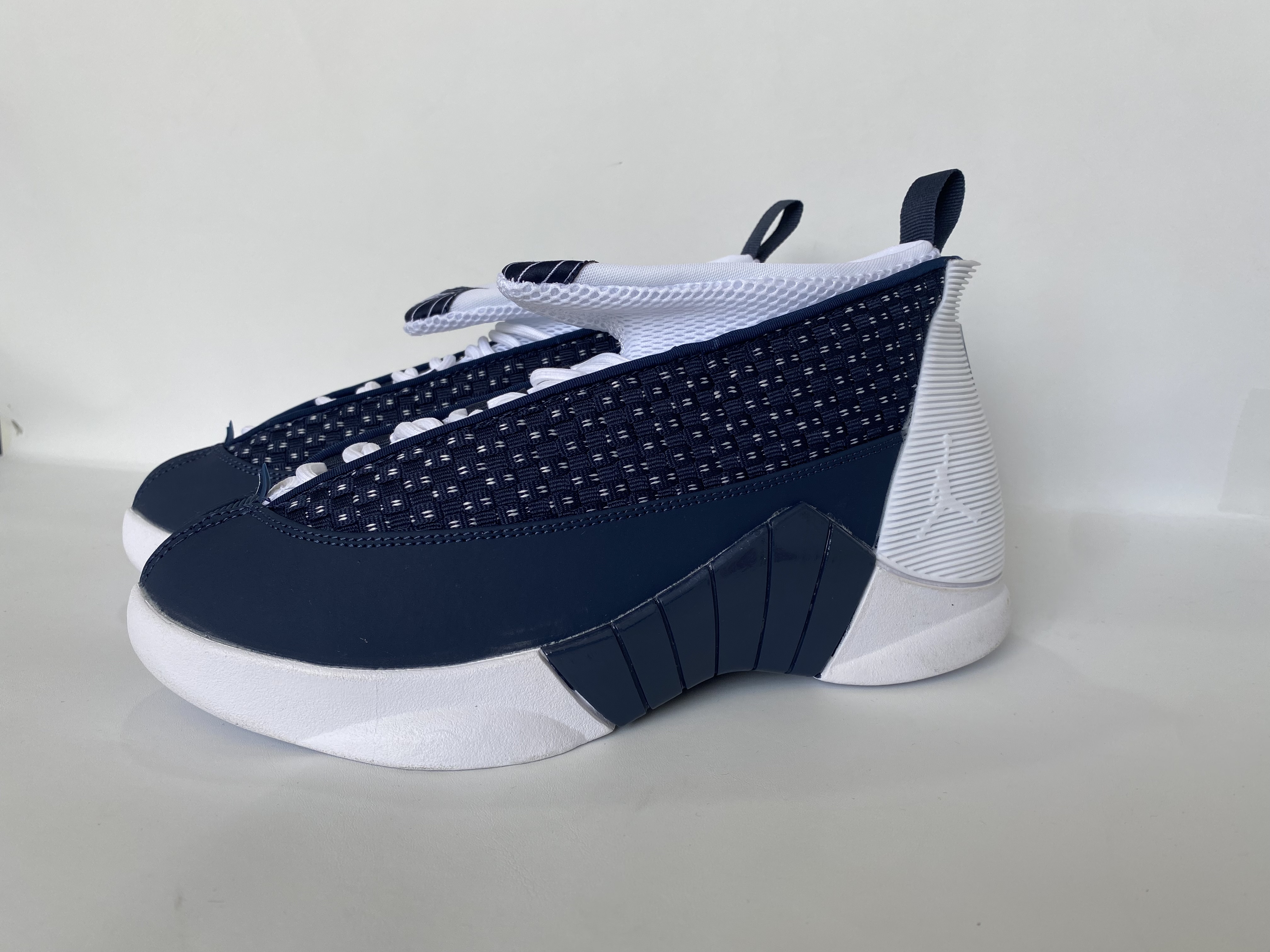 AJ15 GenShips Now40