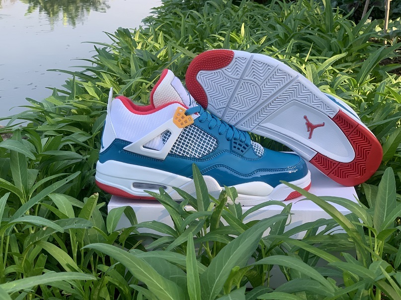 Air Jordan 4 Messy Room