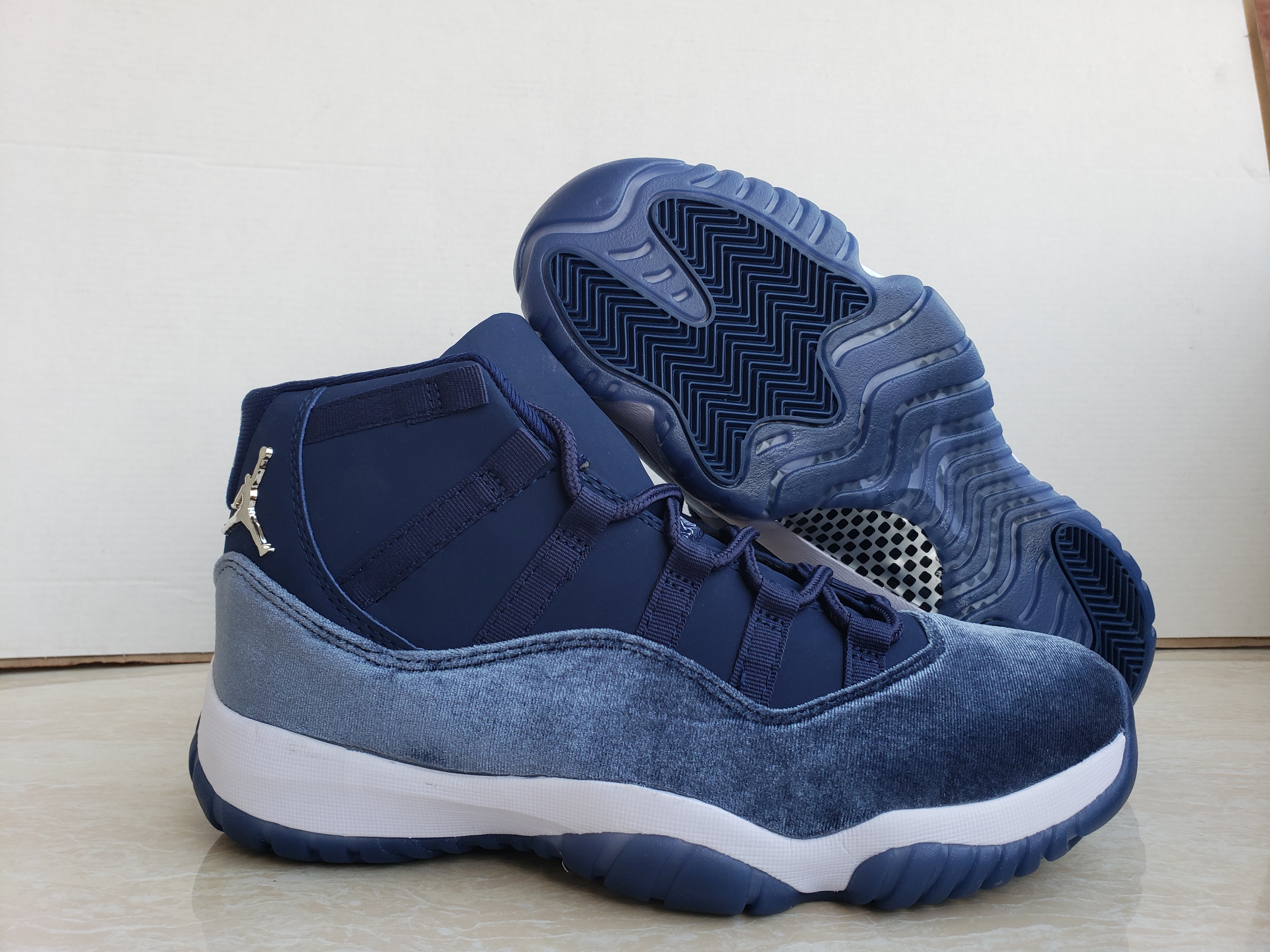 Air Jordan 11 AJ11 Women's