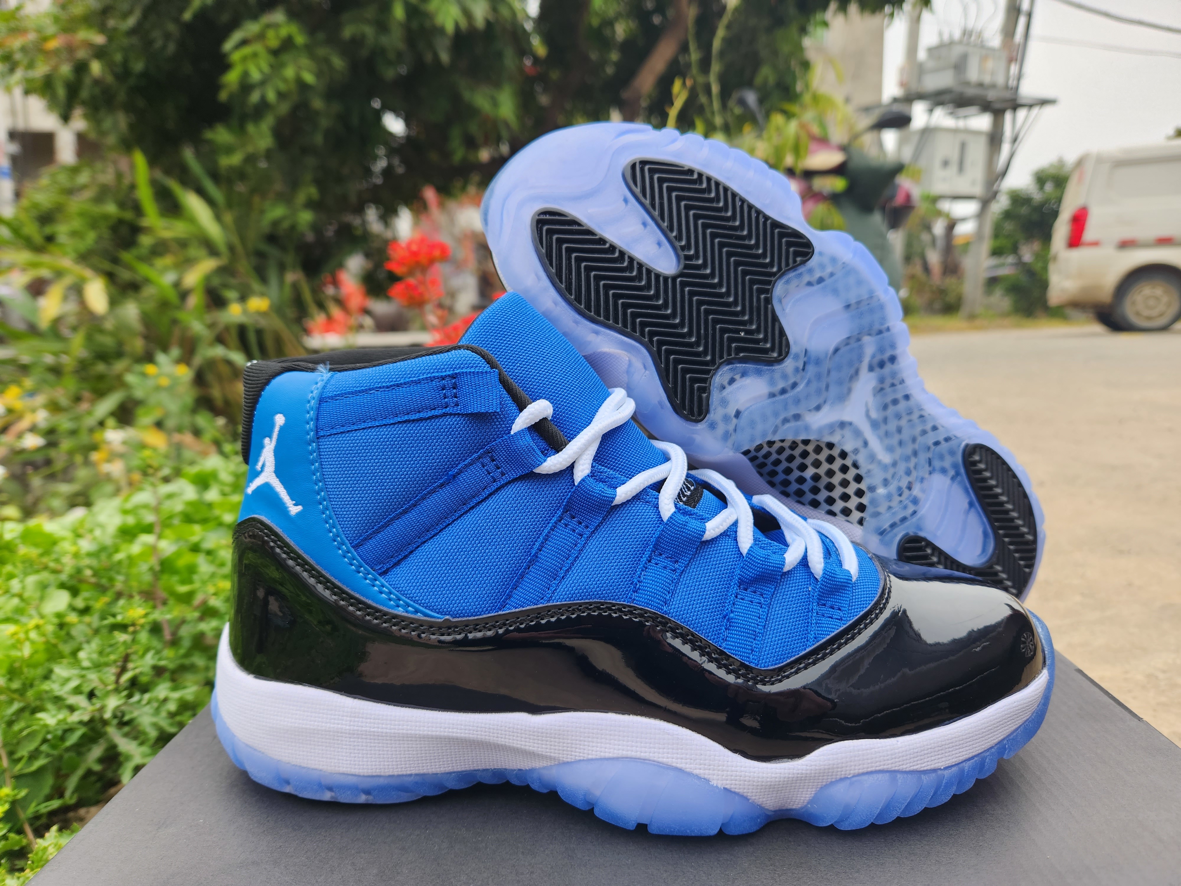 Air Jordan 11 GenNew ColorwayMen's40