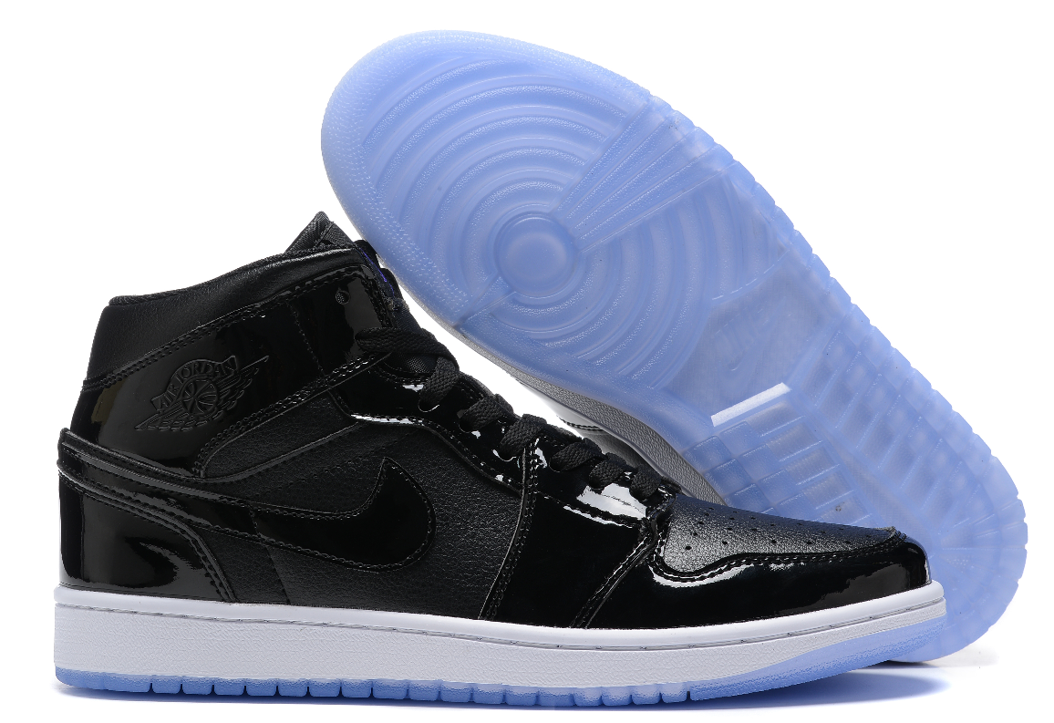 AJ1