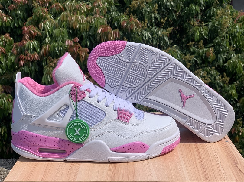 Air Jordan 4 pink oreo