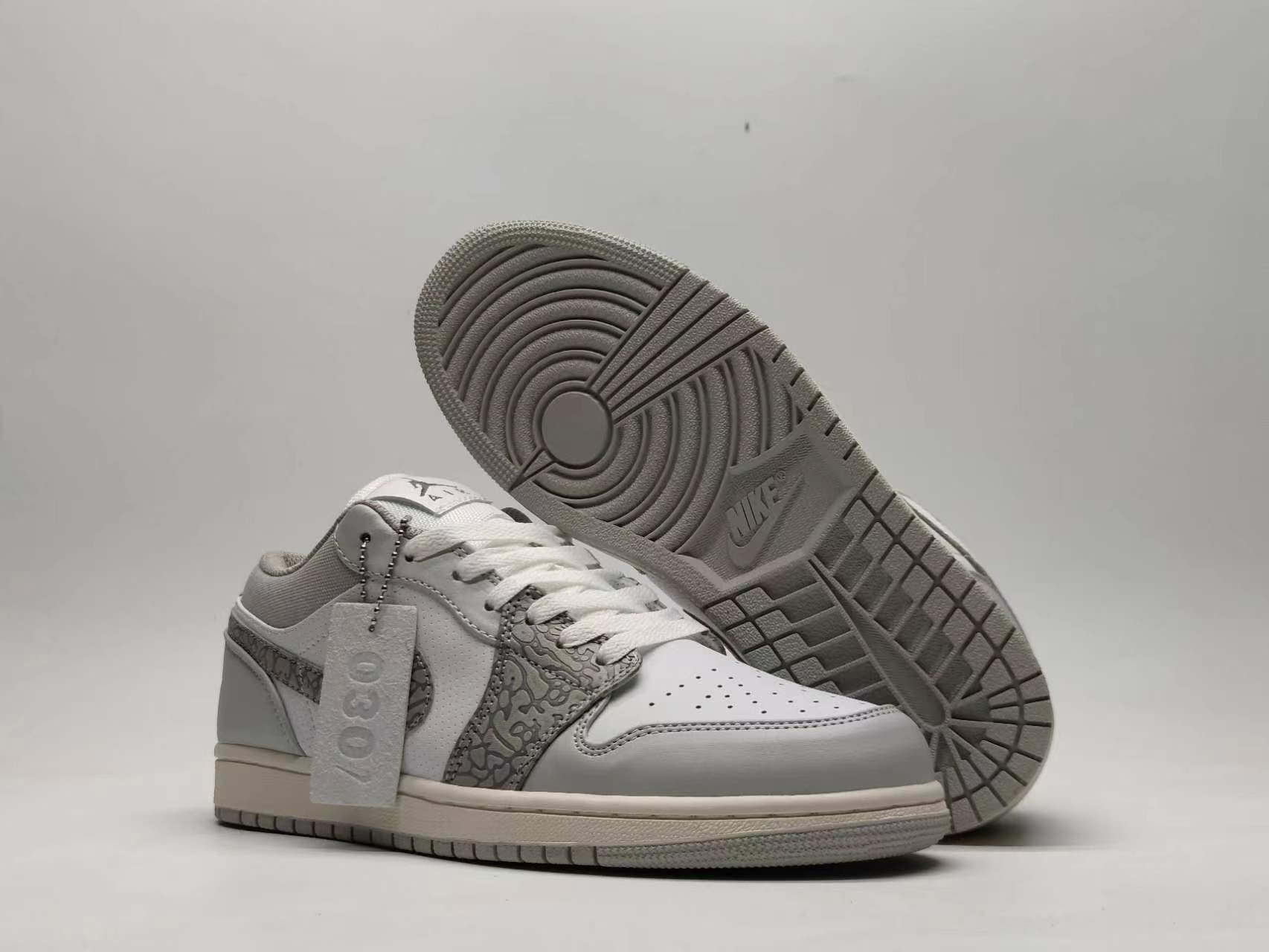 AJ1PD