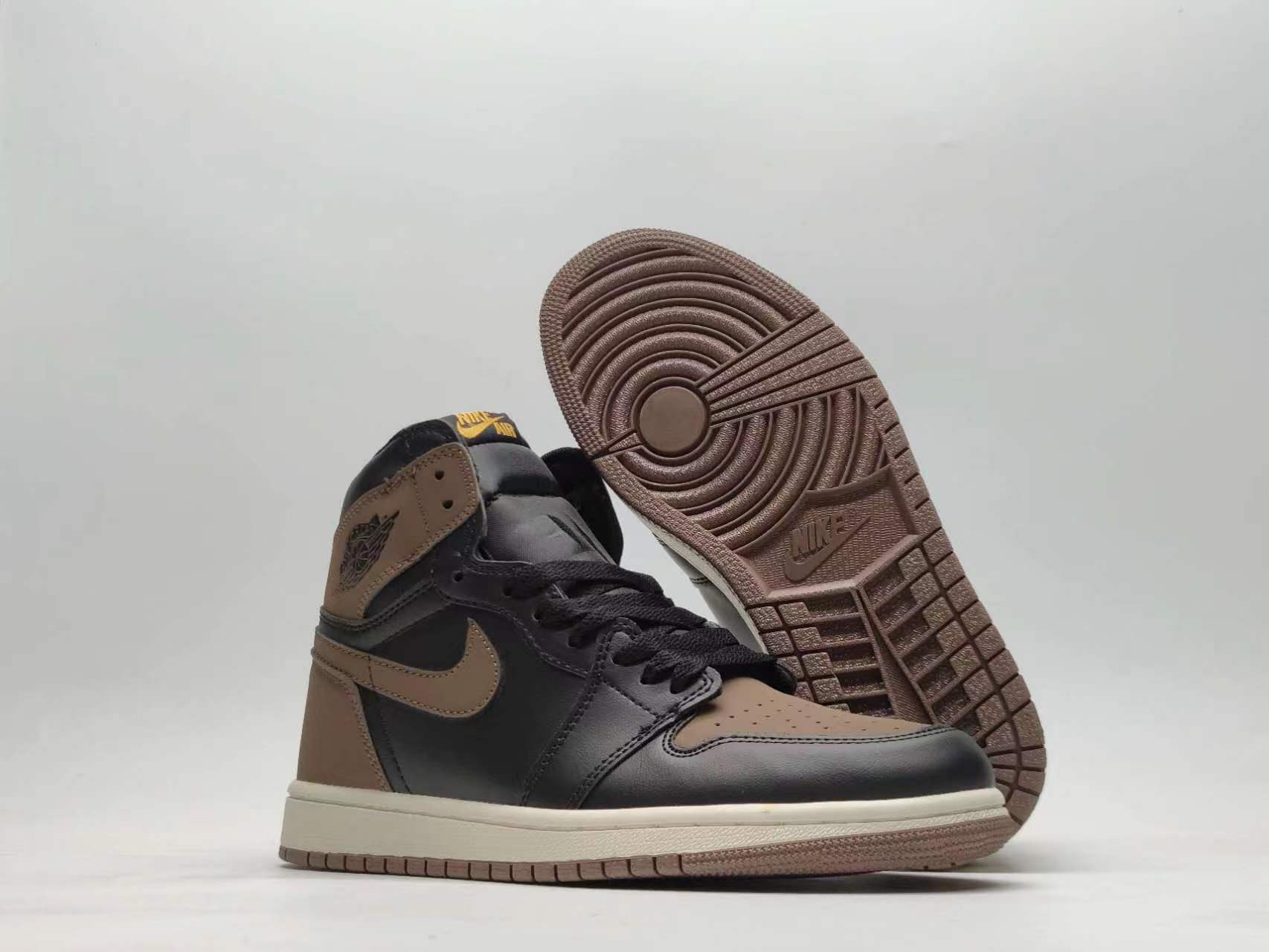 AJ1