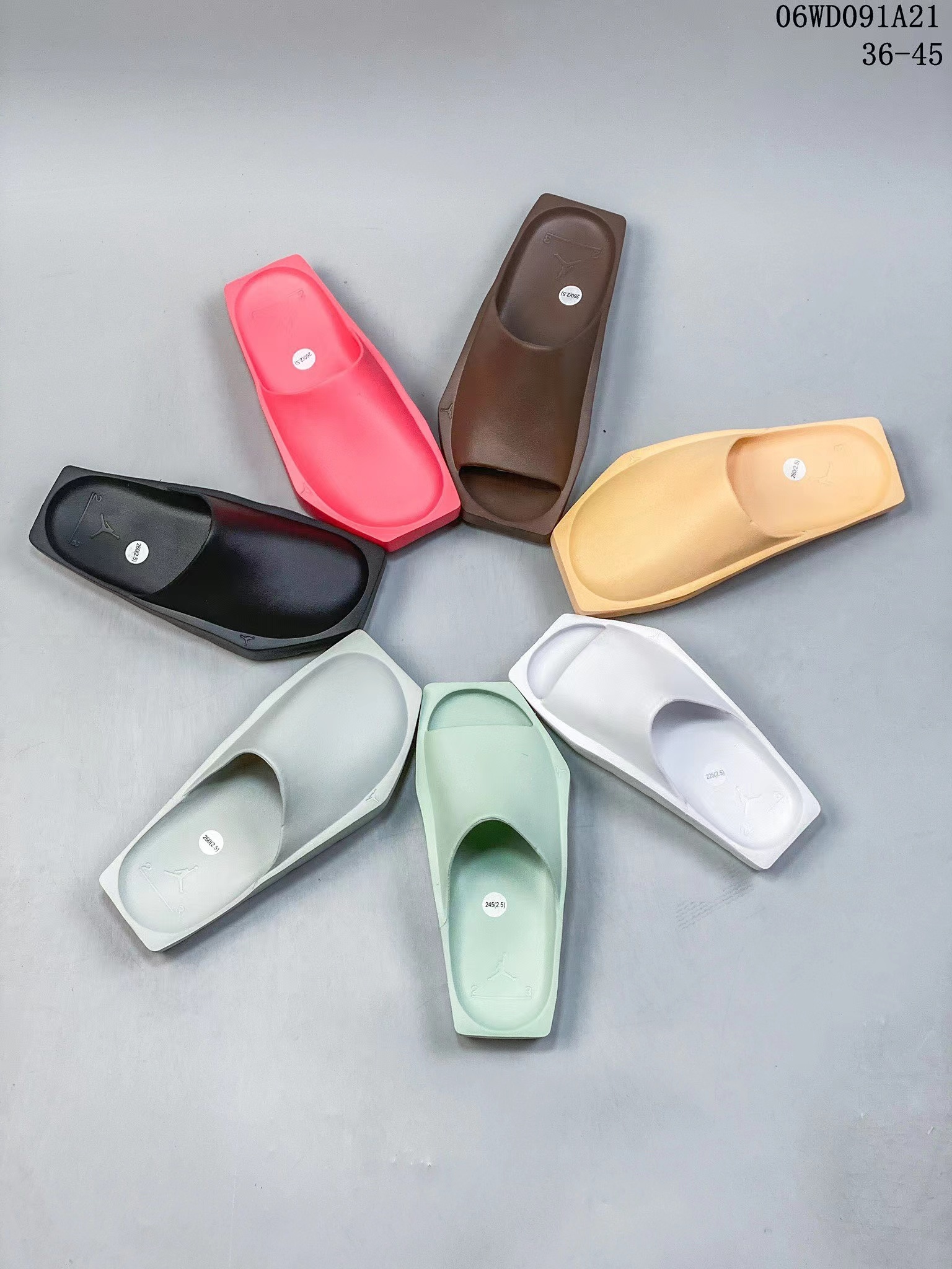 Slippers36