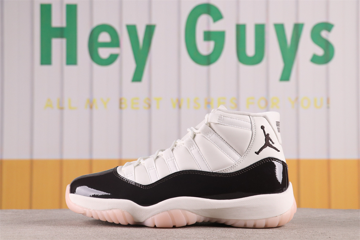 Air Jordan 11 WMNS Neapolitan Style No. AR0715-101 AJ11High-Top