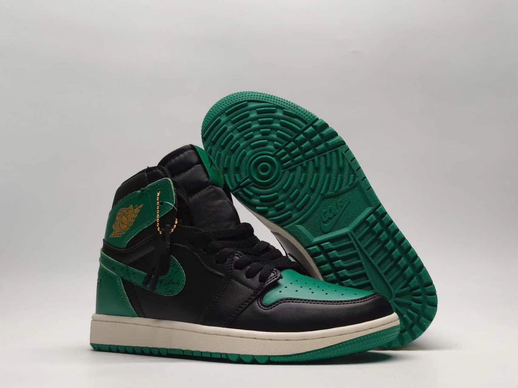 AJ1 A