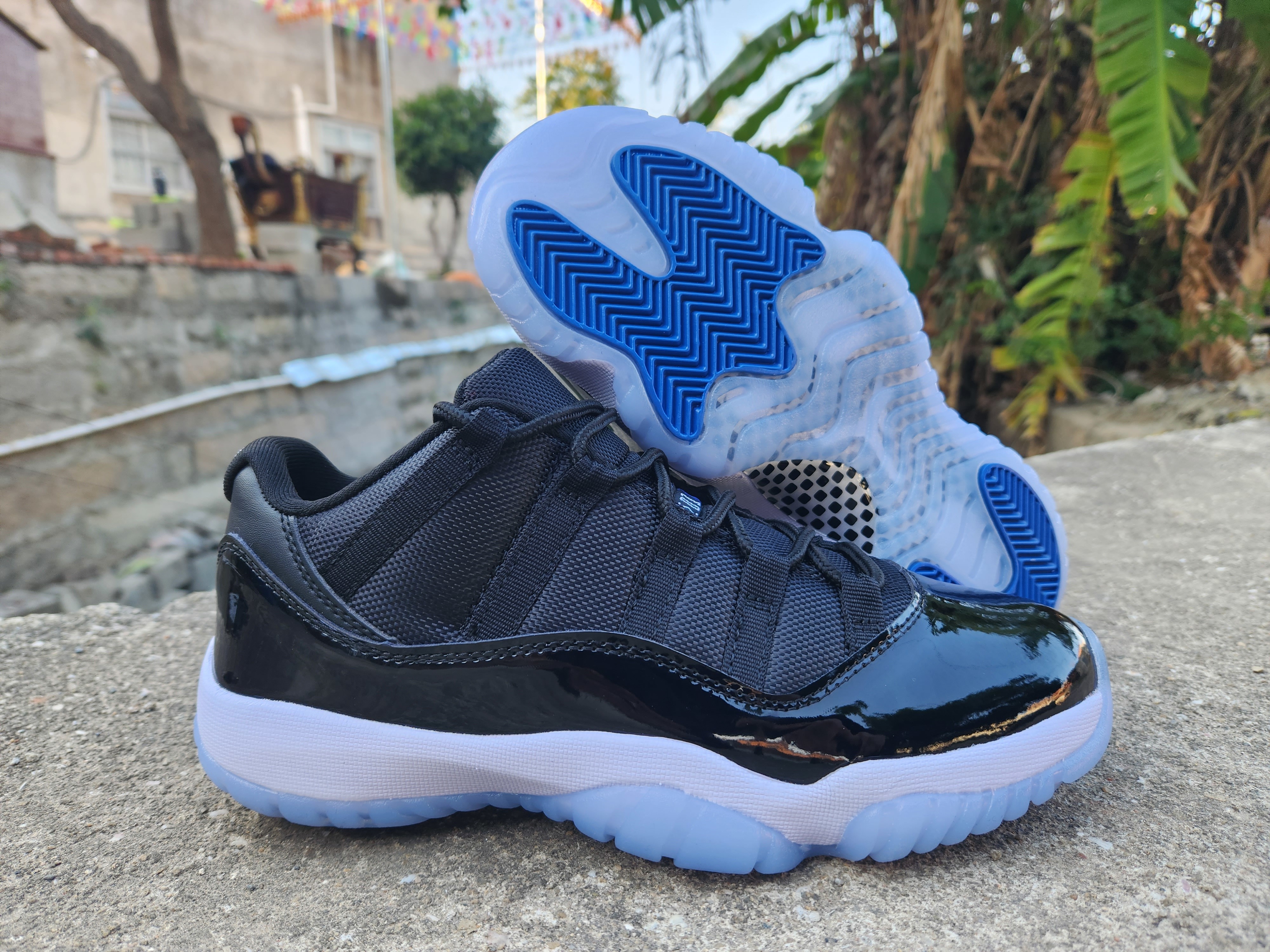 Air Jordan 11 Low AJ11 Men's