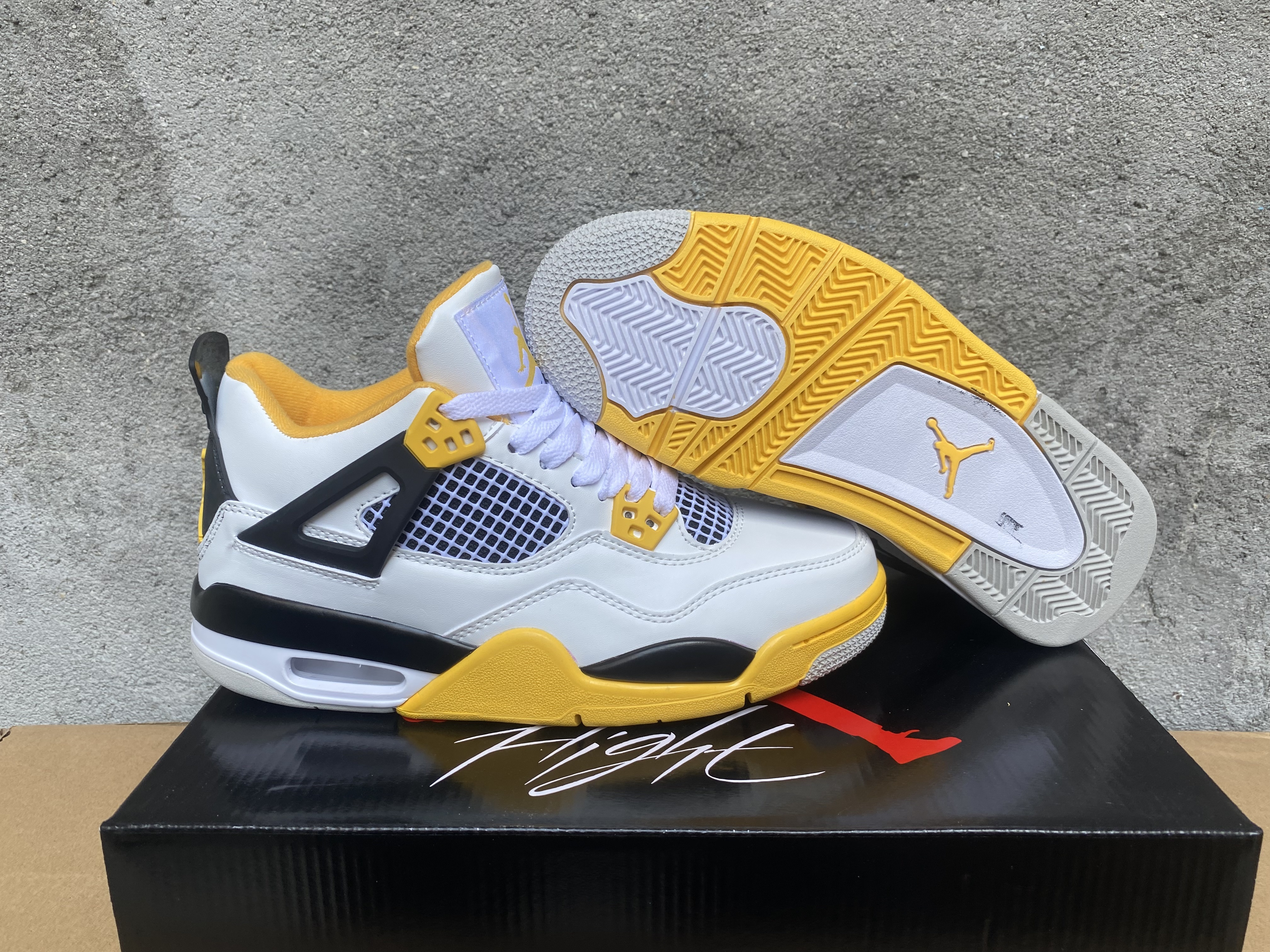 Air Jordan 4 Gen