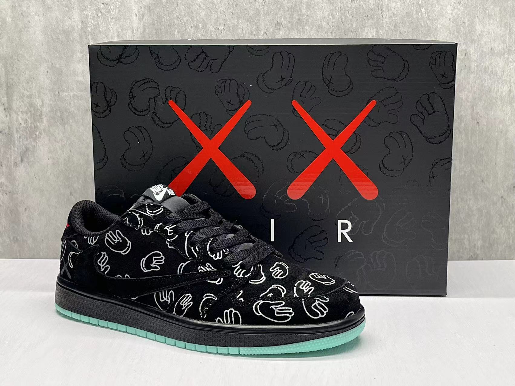 AJ1D Reverse Swoosh36 47.5