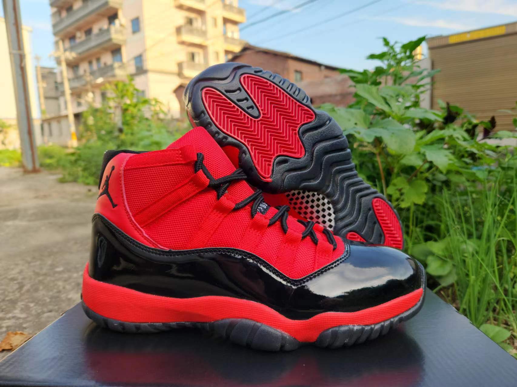 AJ11