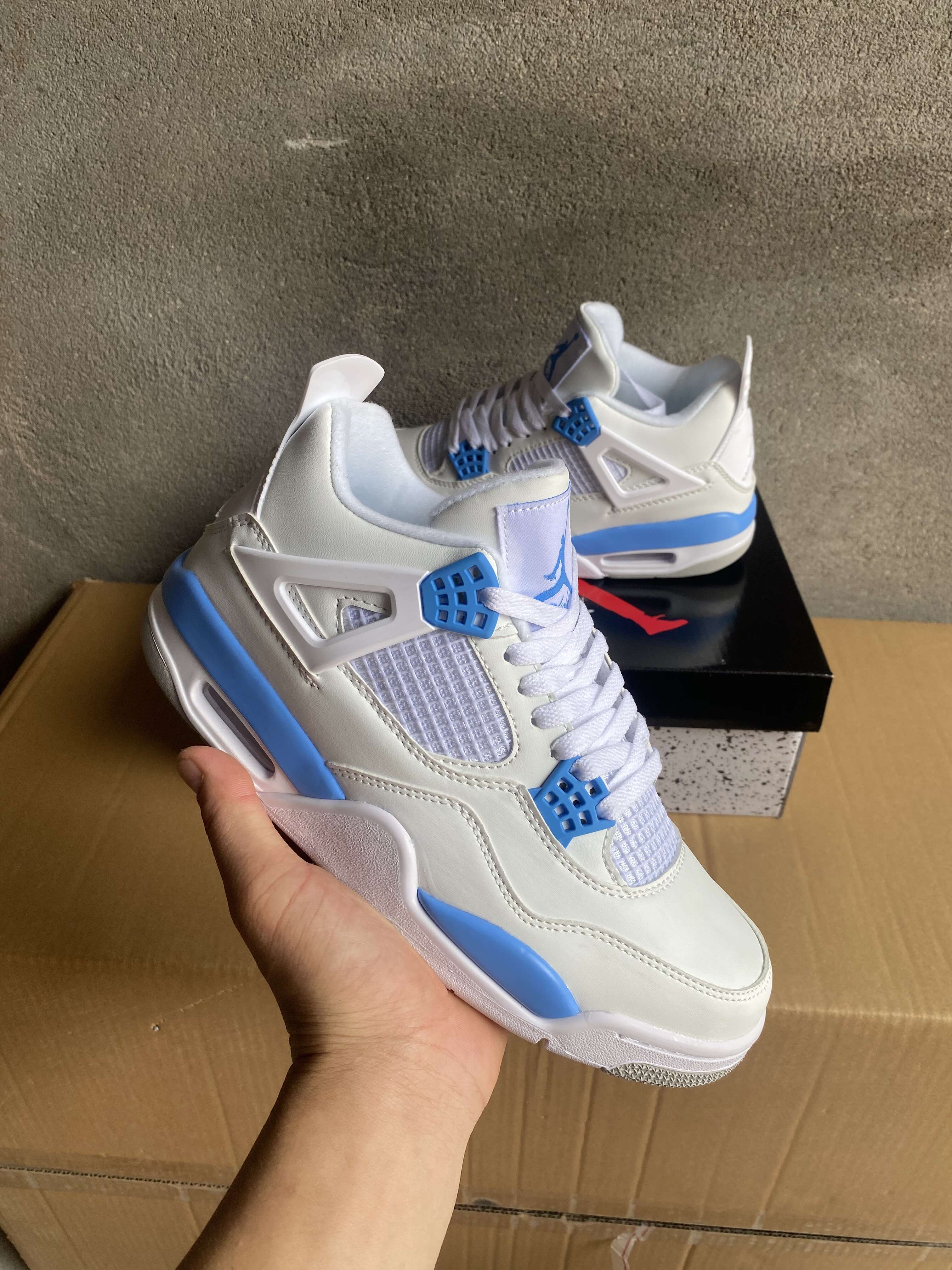 Air Jordan 4 47