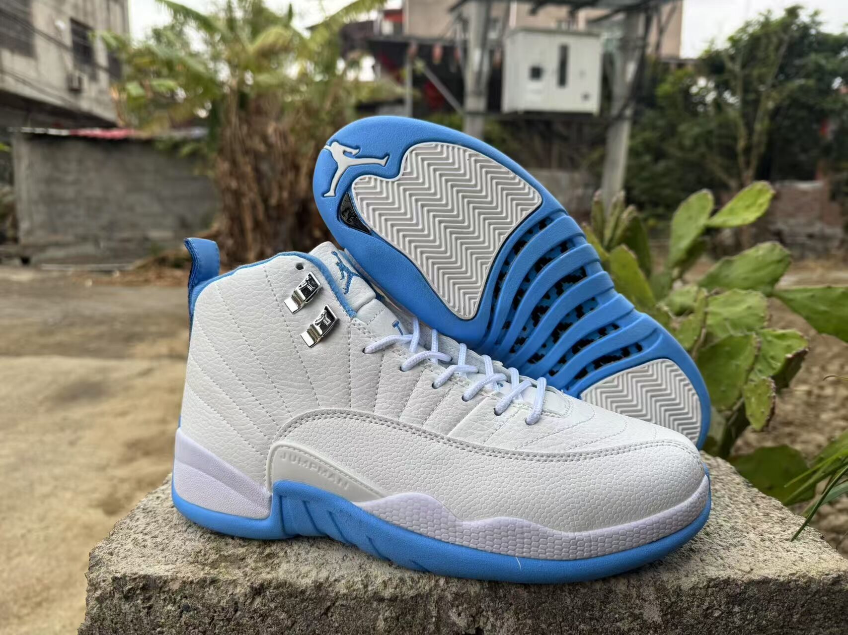AJ12 Version40-47 Ships Now
