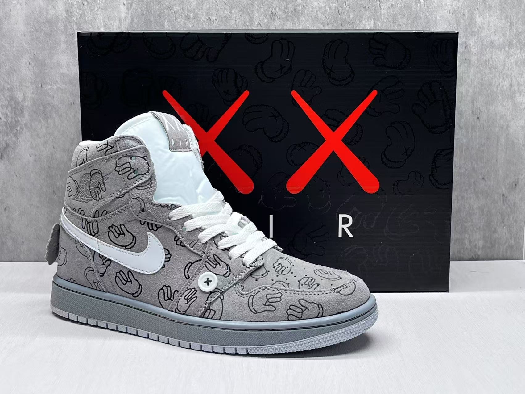AJ1