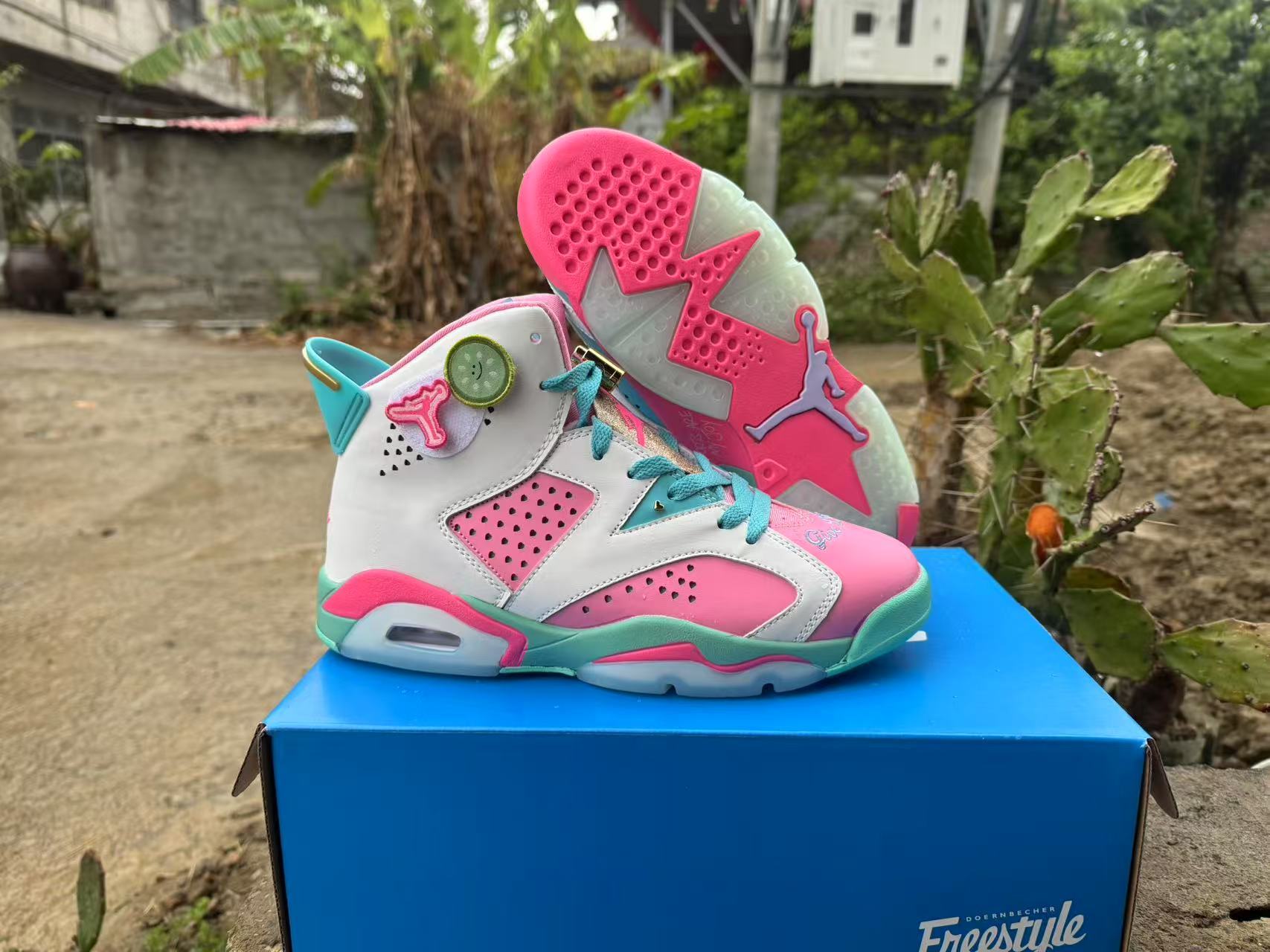 Sneaker