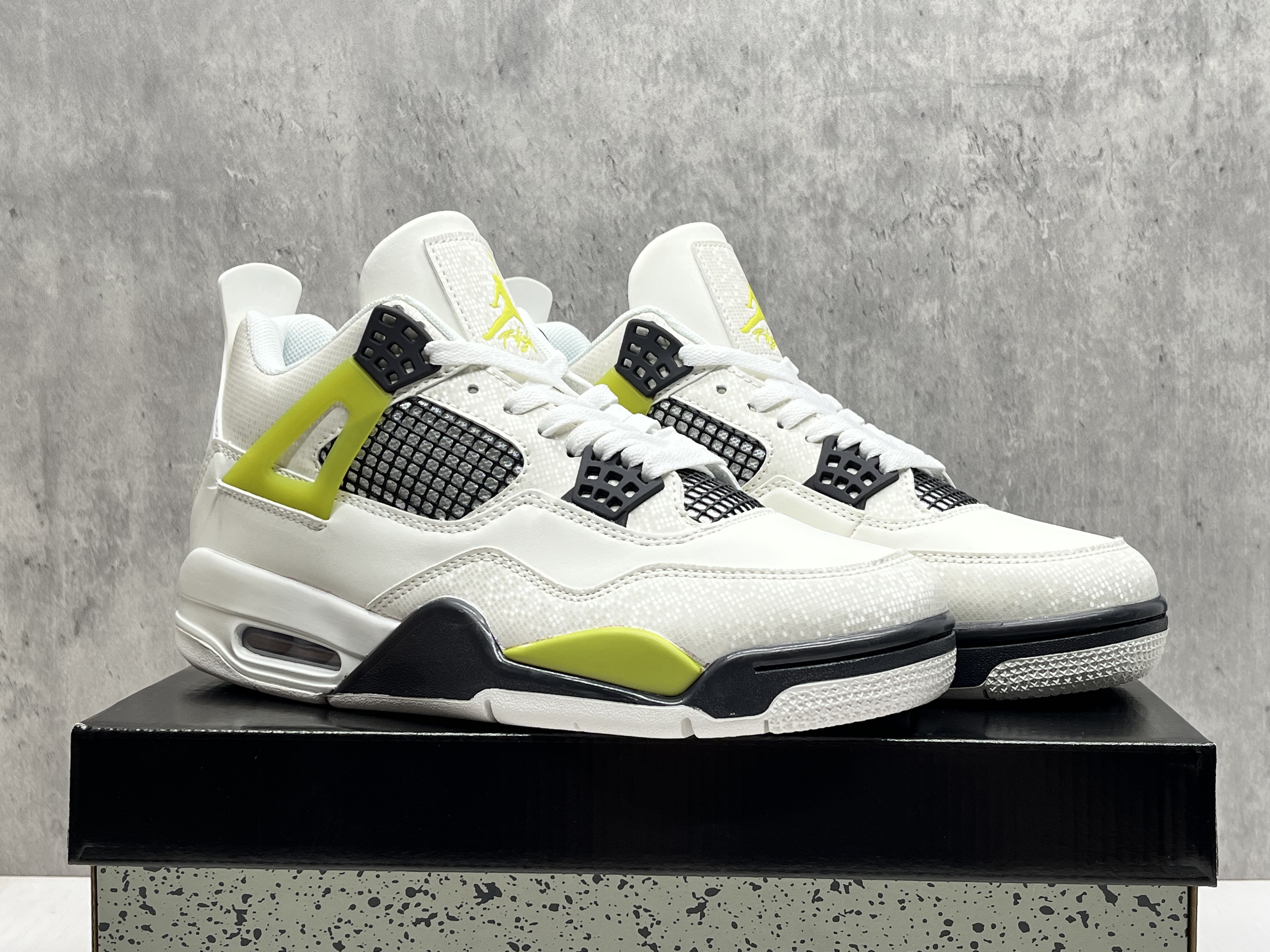 4 New Colorway36