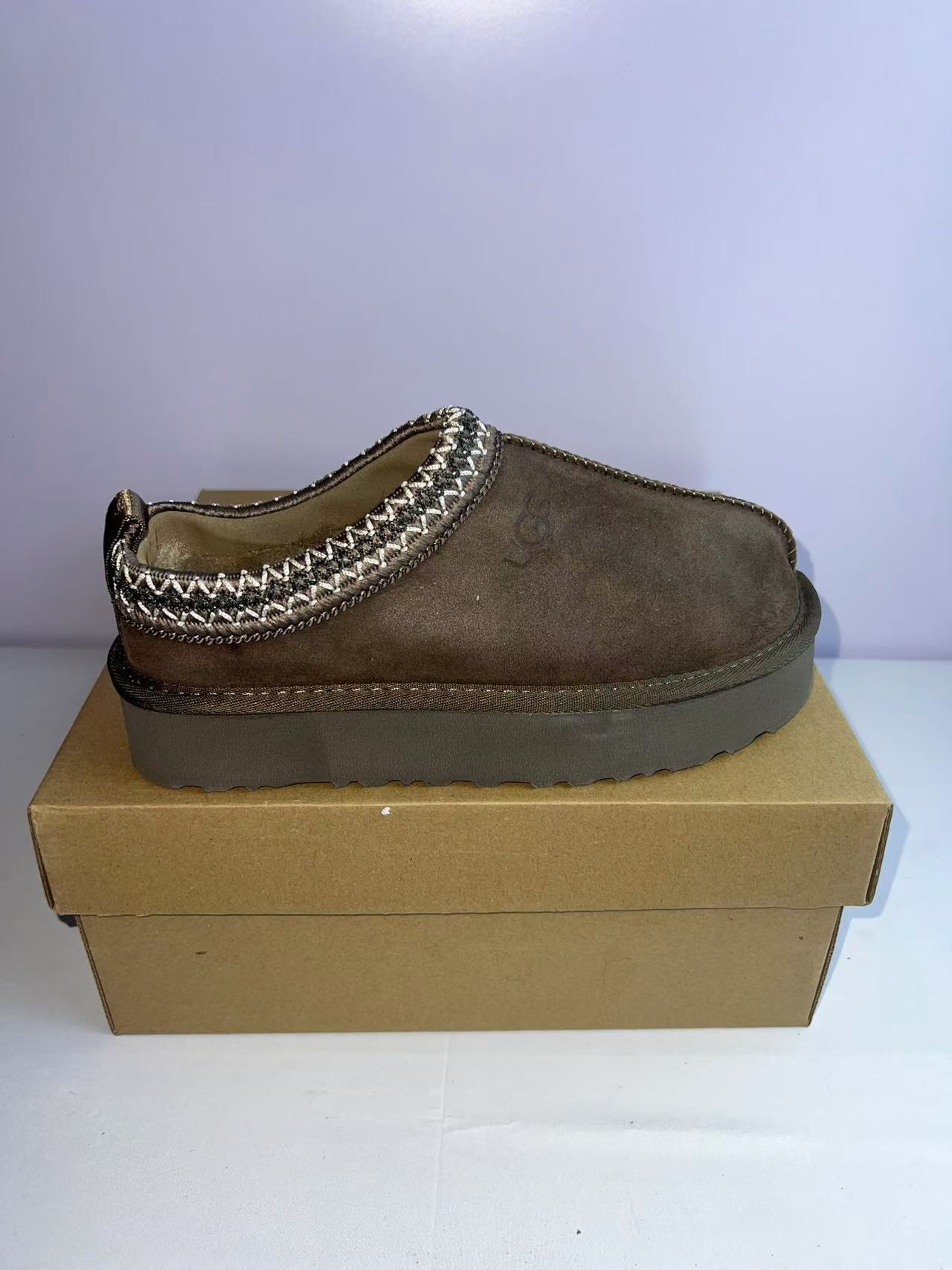 2553 PlatformHigh Heel