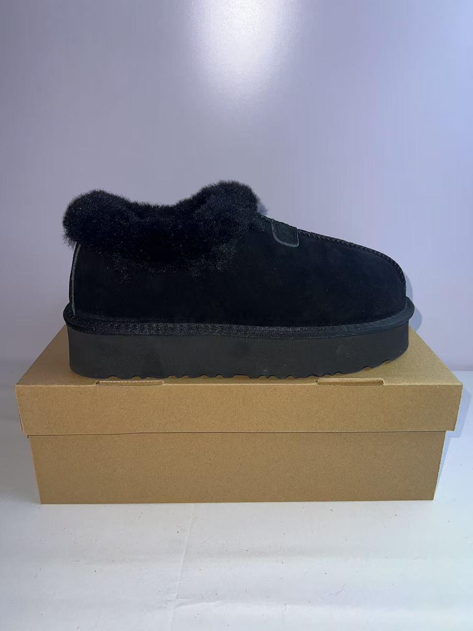 UGG 2661