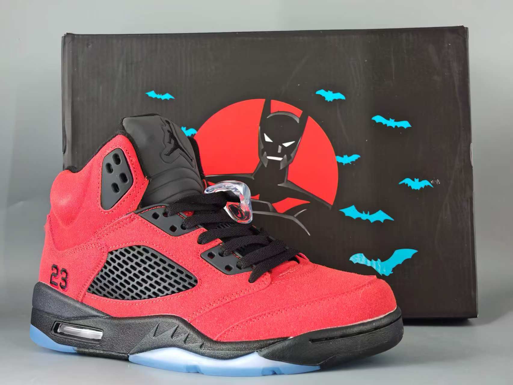 AJ5