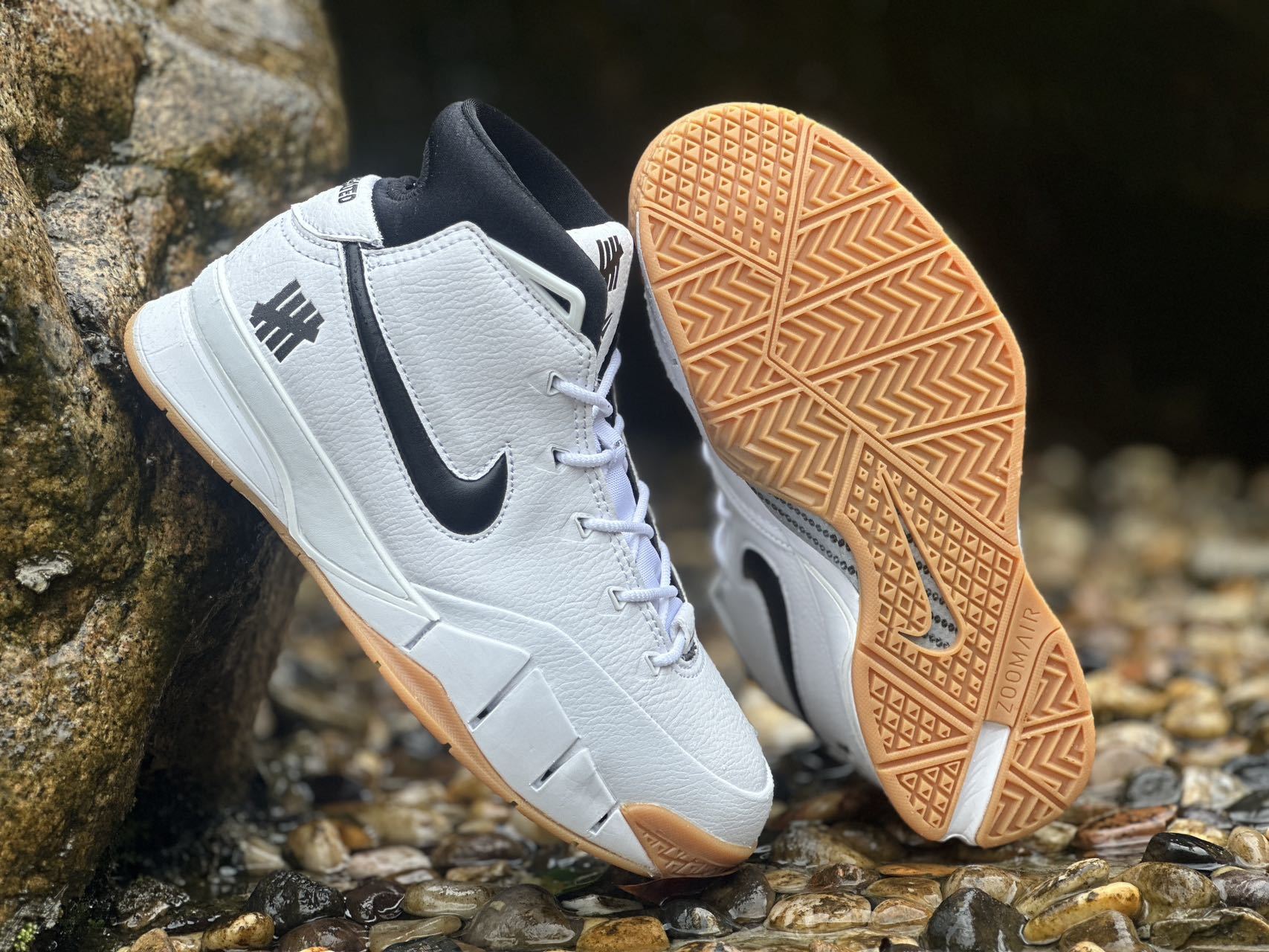UNDEFEATED Nike Kobe 1 Protro RetroBasketball Shoes PerformanceBasketball AQ3635