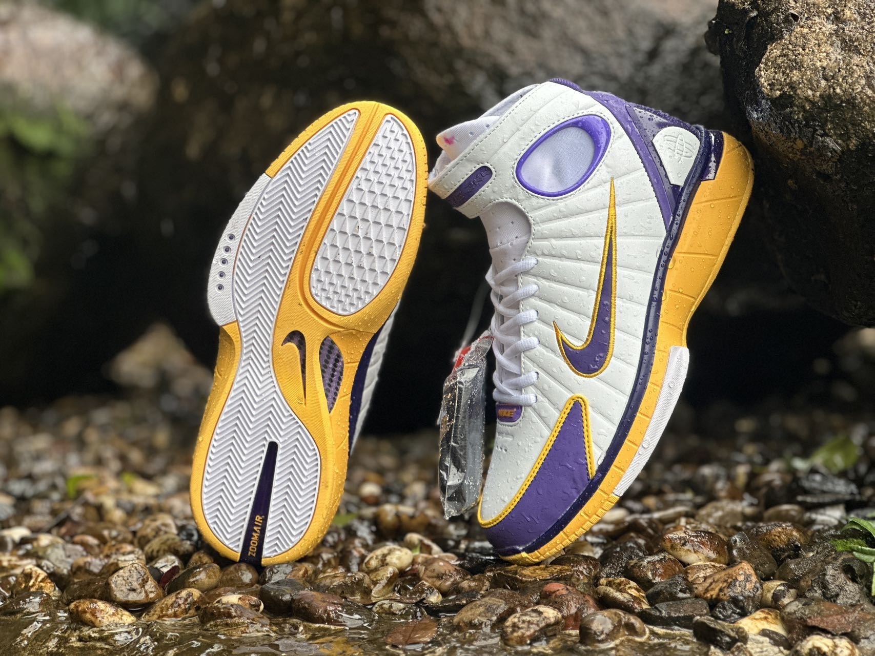 Nike Air ZOOM HUARACHE 2 K4 SportsPerformanceBasketball Shoes308475