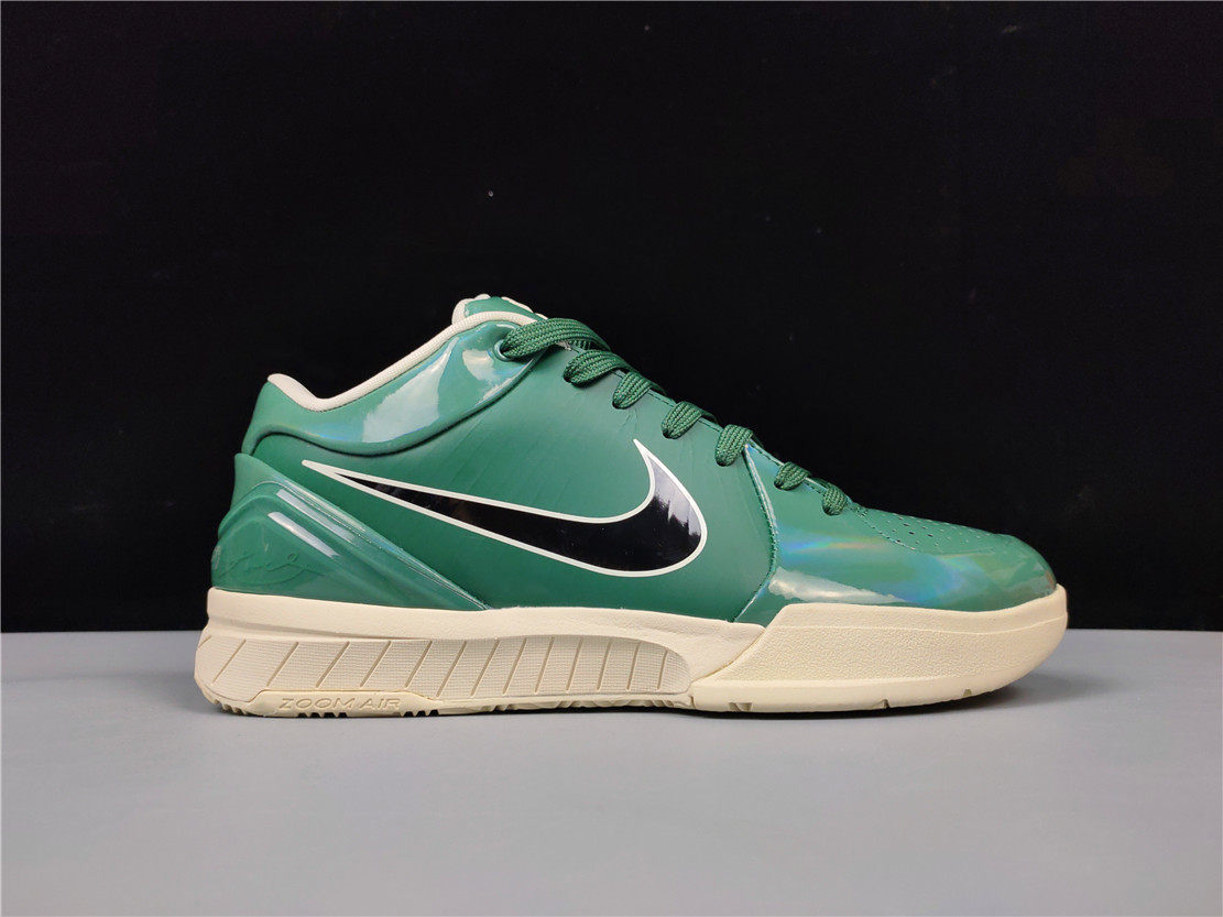 UNDEFEATED Kobe 4 Protro CQ3869-301