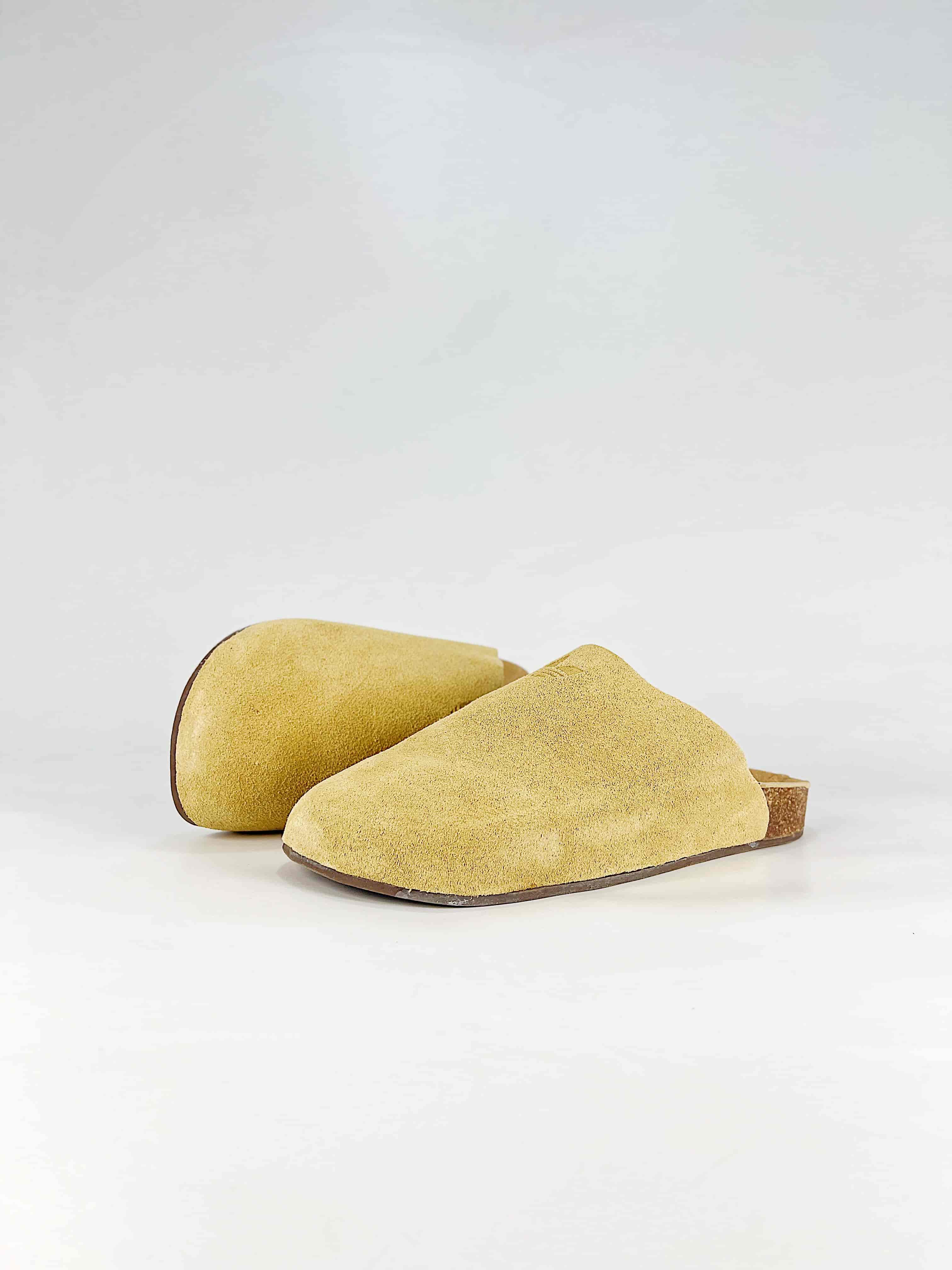 adidas originals Adimule ComfortVersatile Style No. JQ4367