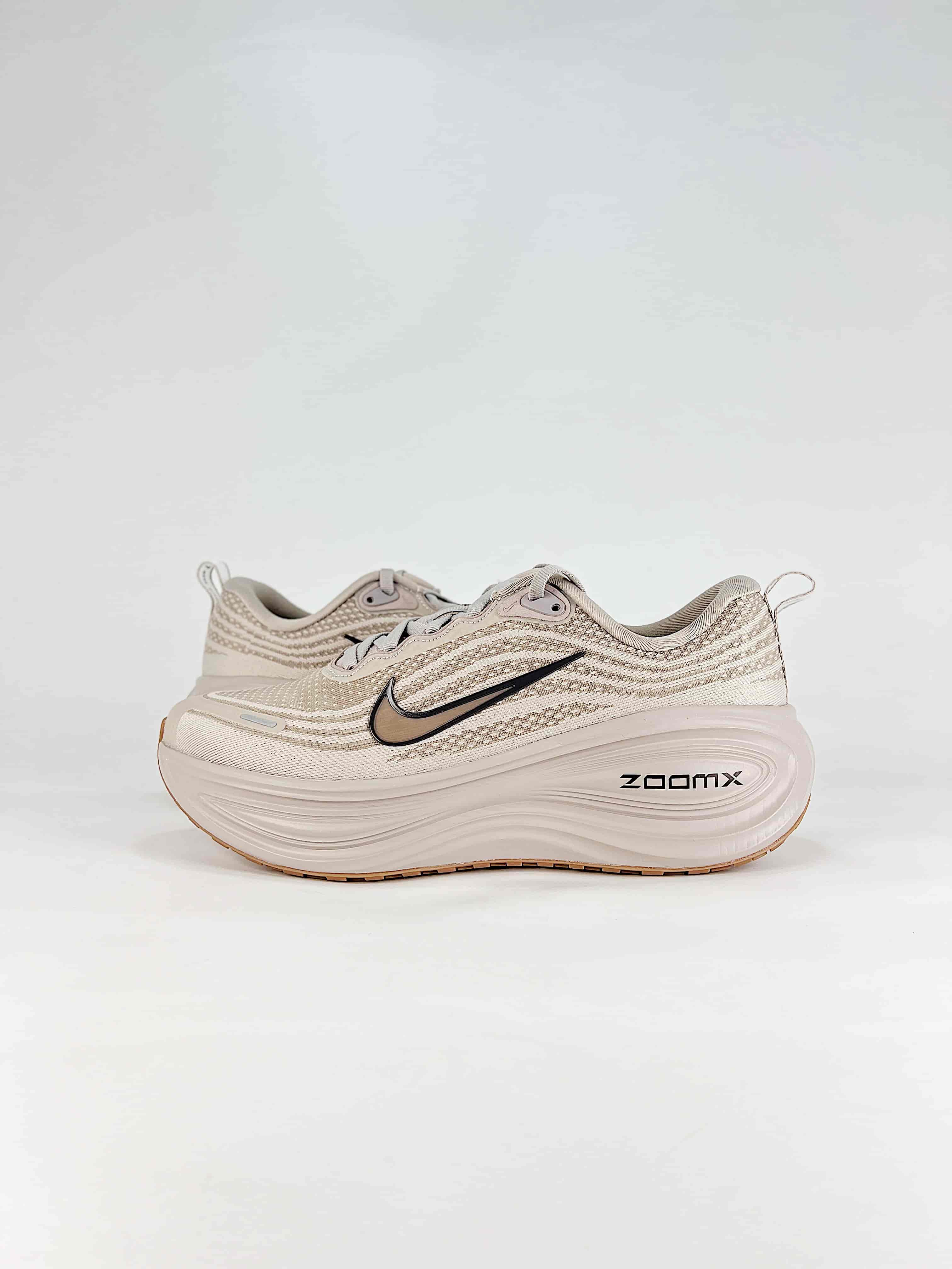 Nike Vomero PLUS Running Shoes Style No. HV8150 005