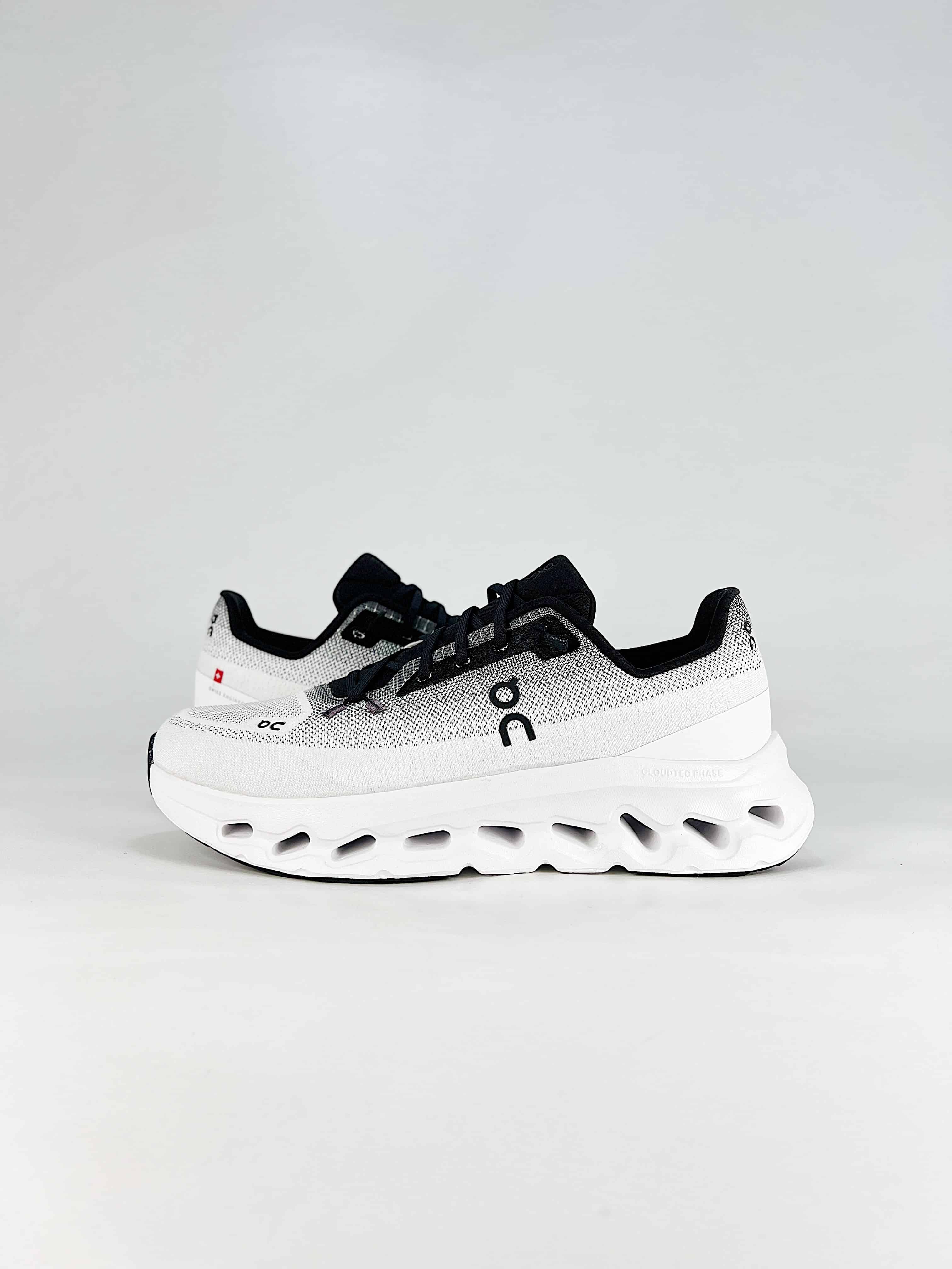 Cloudtilt Brand New SneakersStyle No. 3 ME10101430