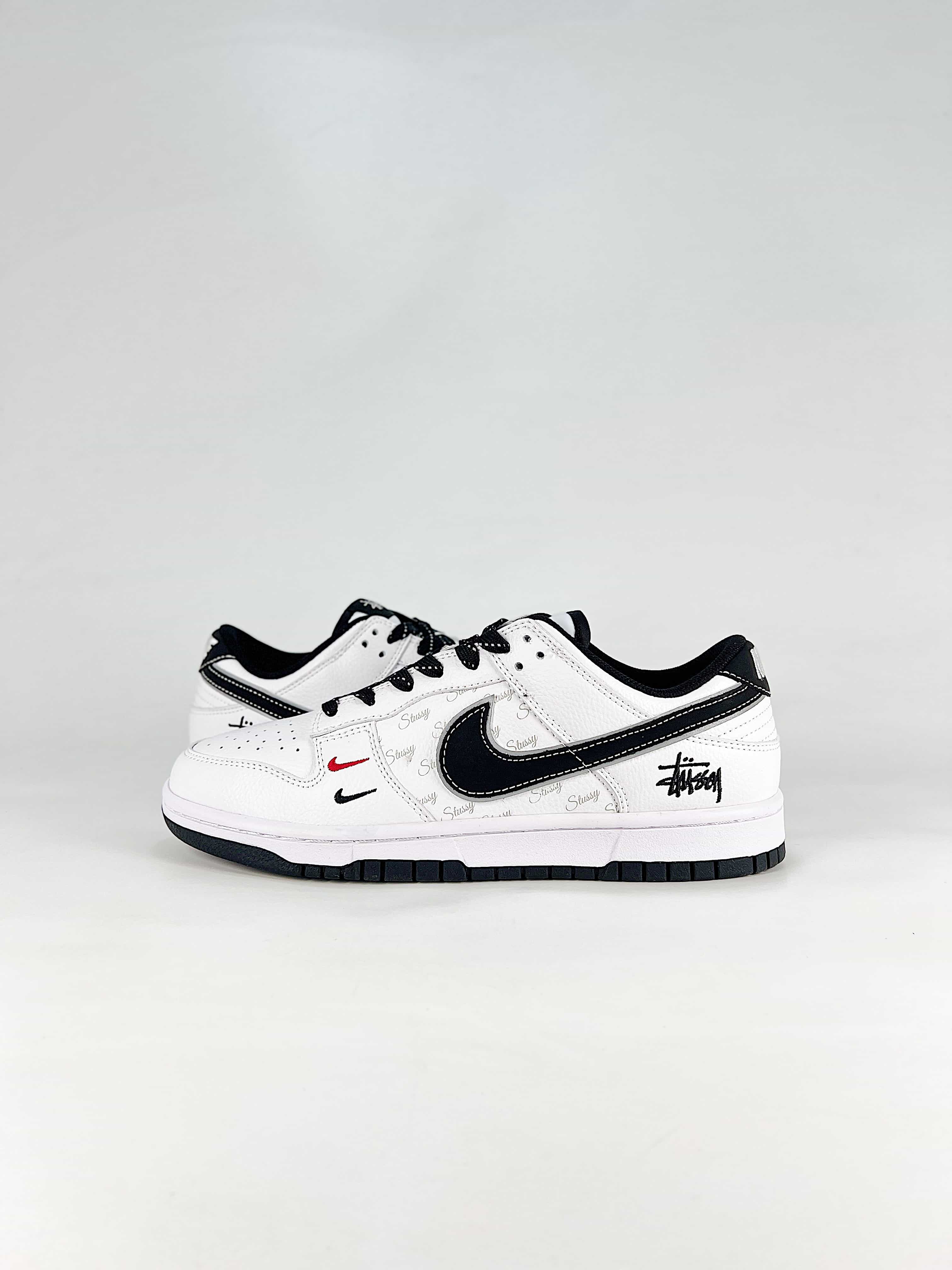Nike Dunk SB Low New Colorway Style No. CS1688 127
