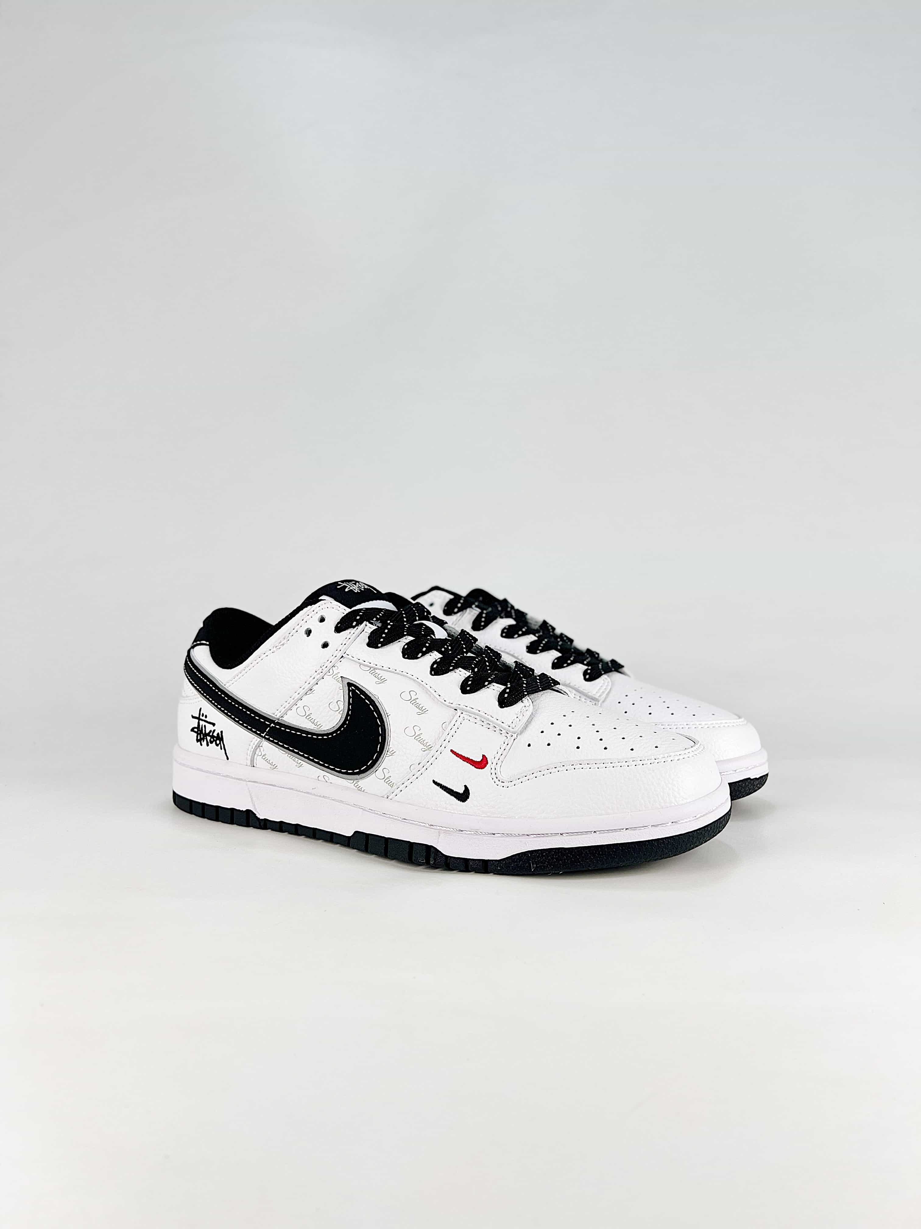 Nike Dunk SB Low New Colorway