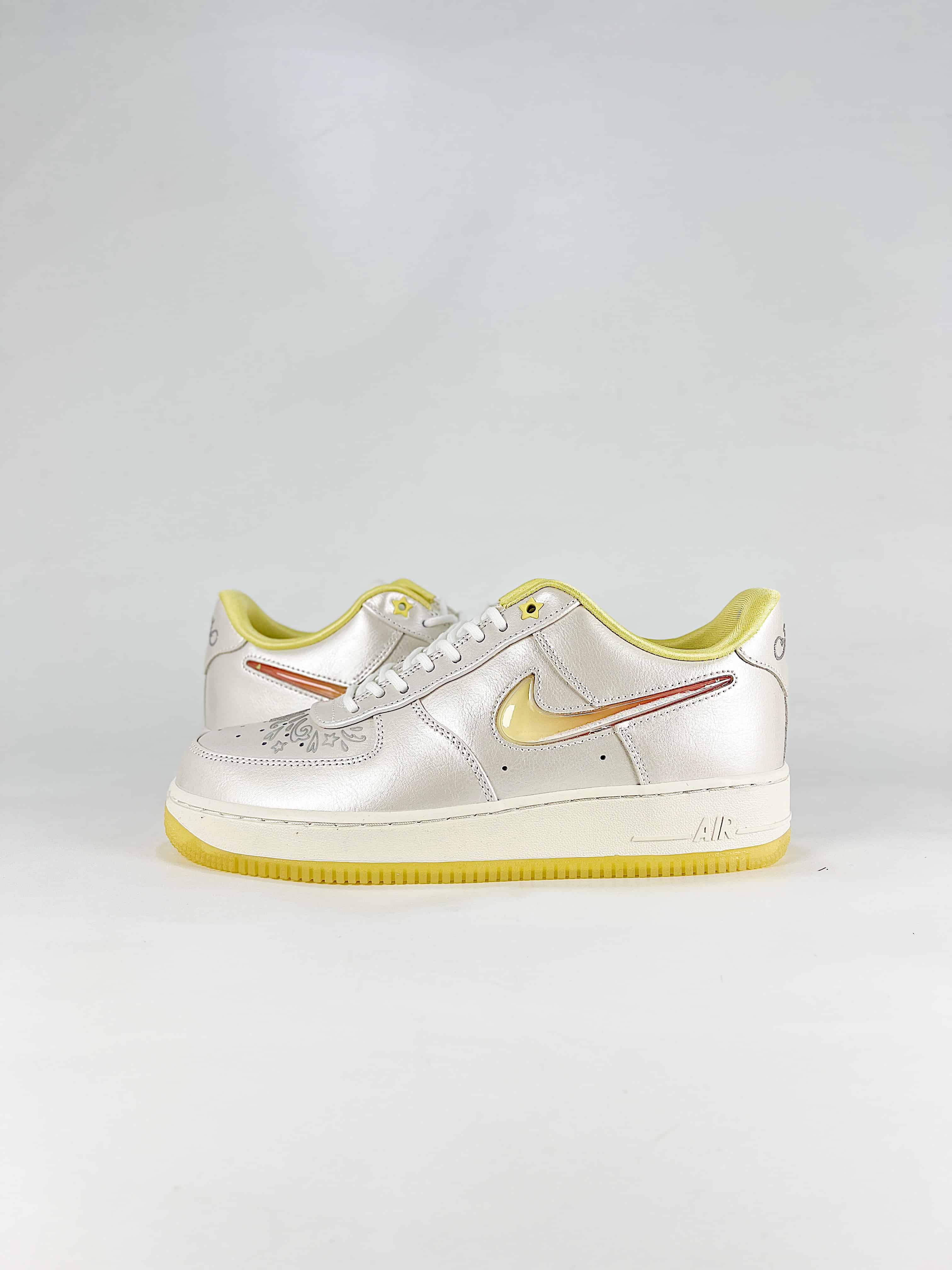 Nike Air Force1 07 low Style No. IR8218 118