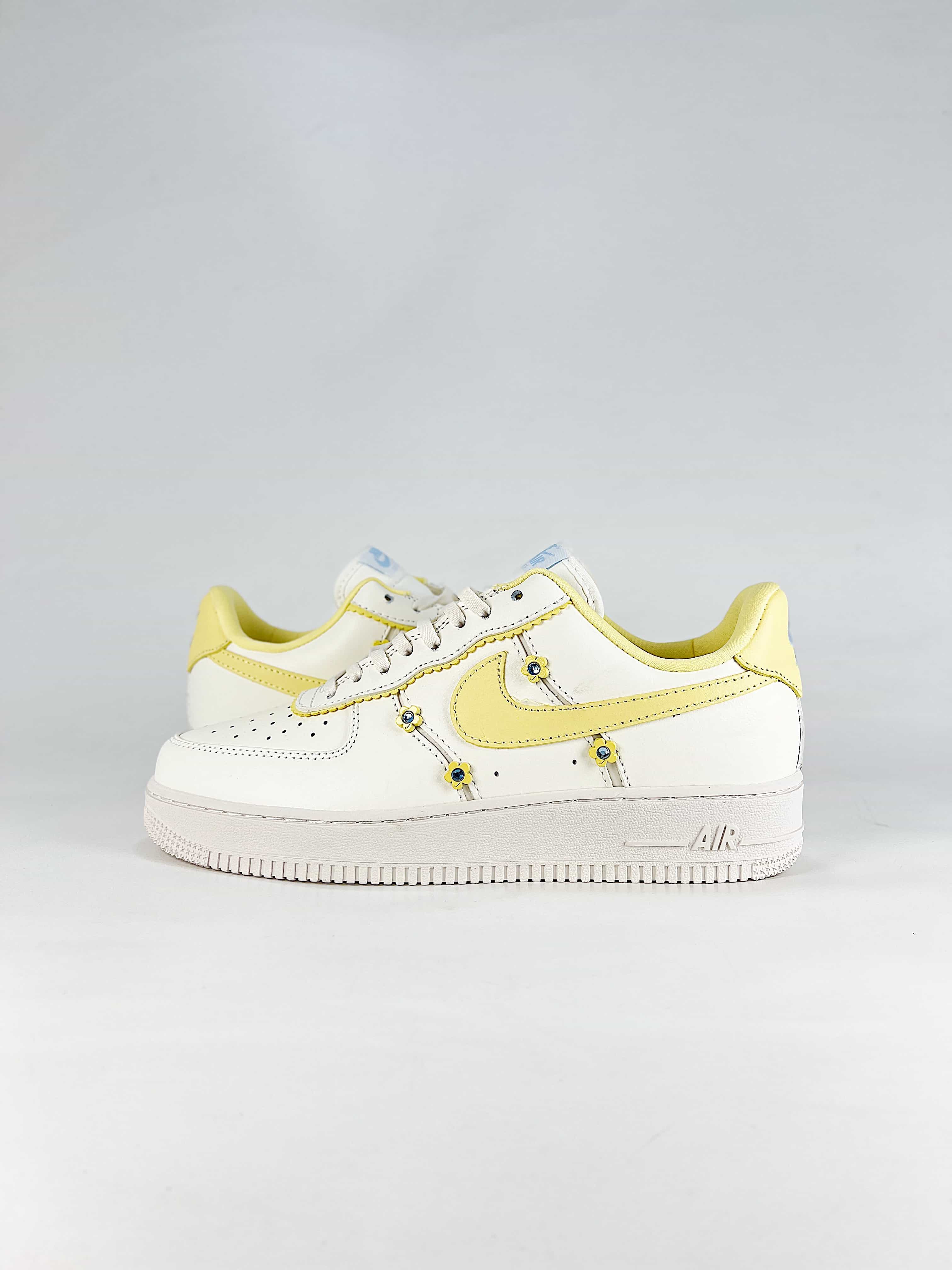 Nike Air Force1 07 low Style No. IW2348 170