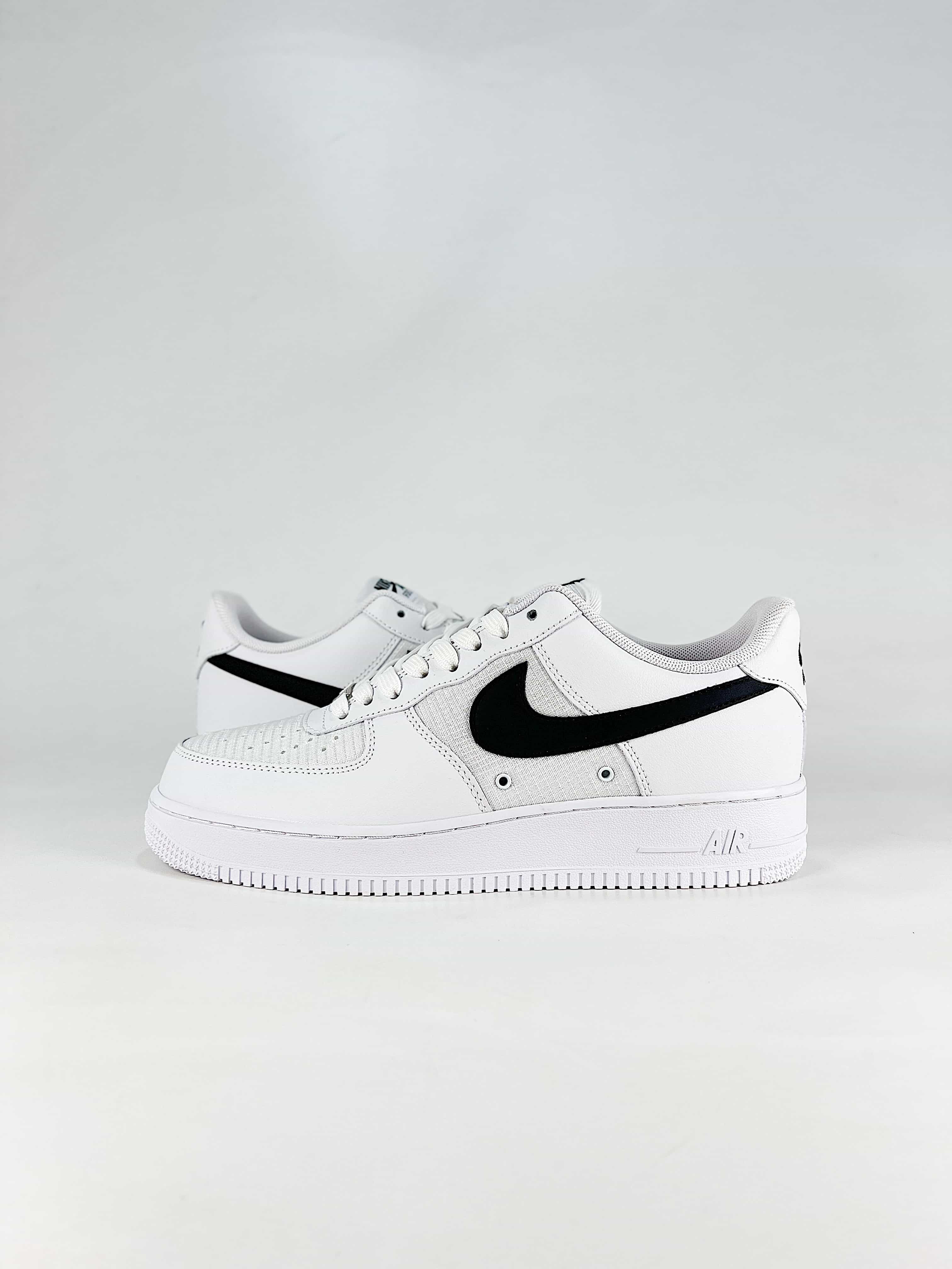 Nike Air Force1 07 low Style No. IR0952 100
