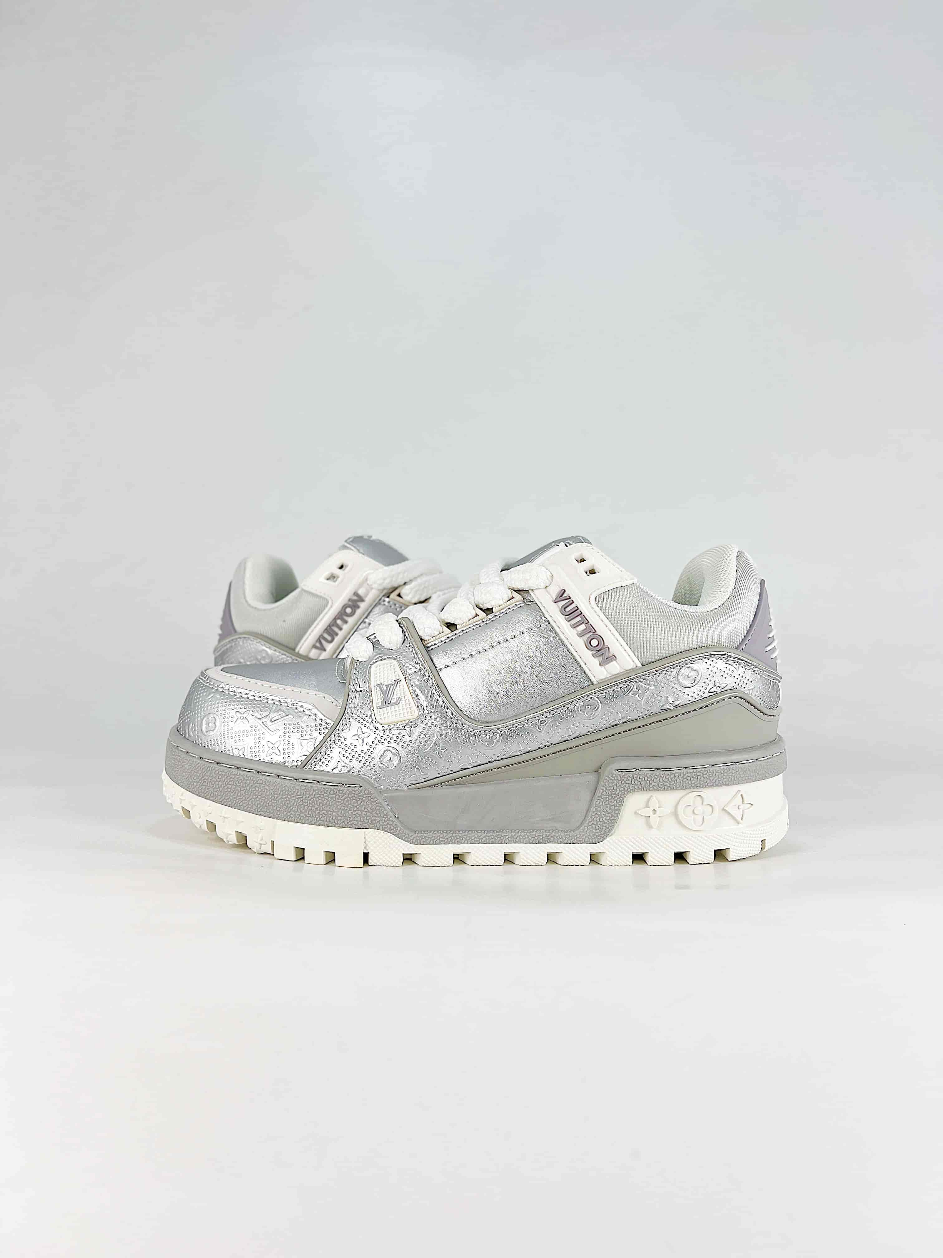 LOUIS VUITTON Trainer Maxi