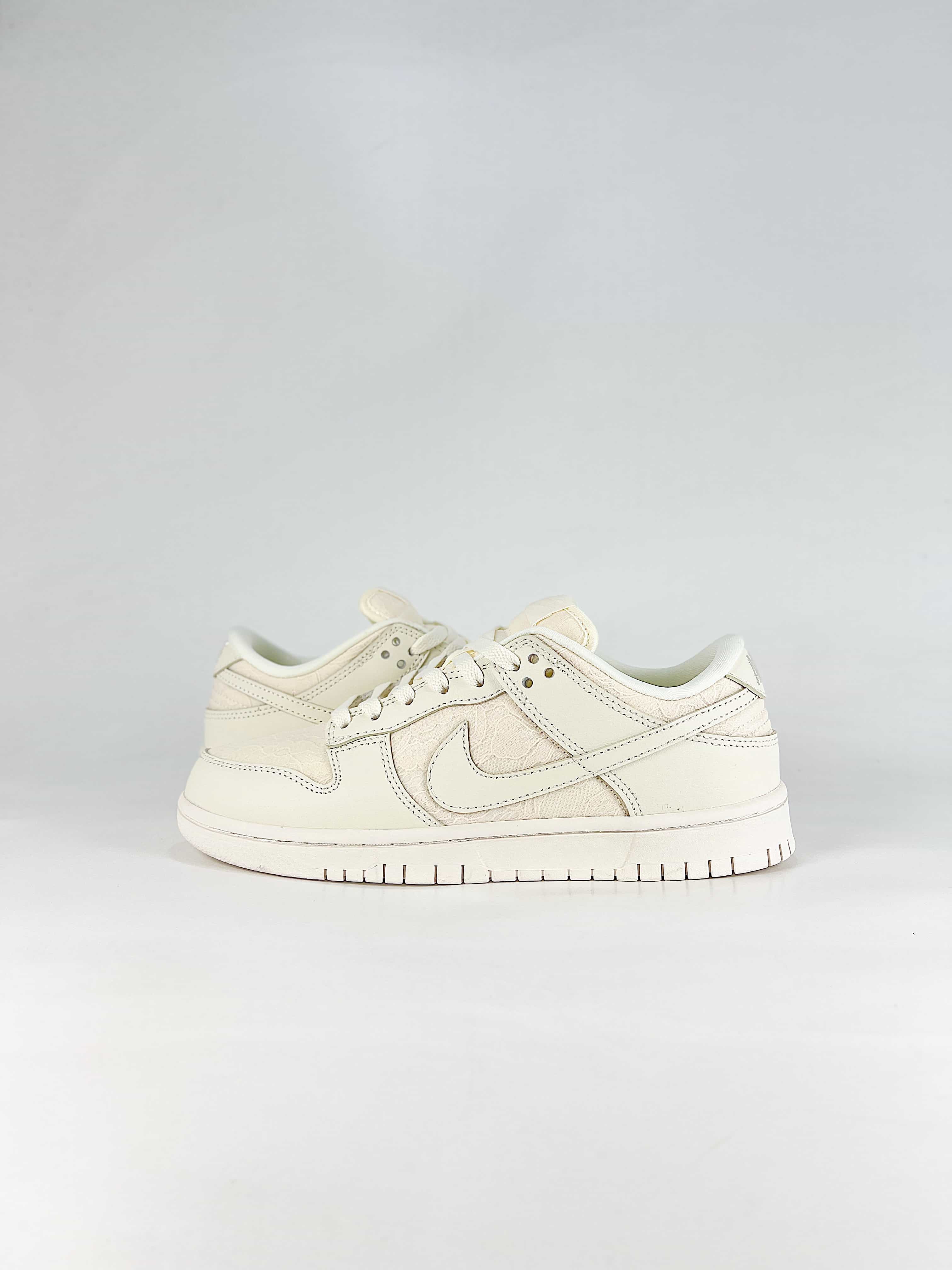 Nike Dunk SB Low New Colorway Style No. HJ5870 100