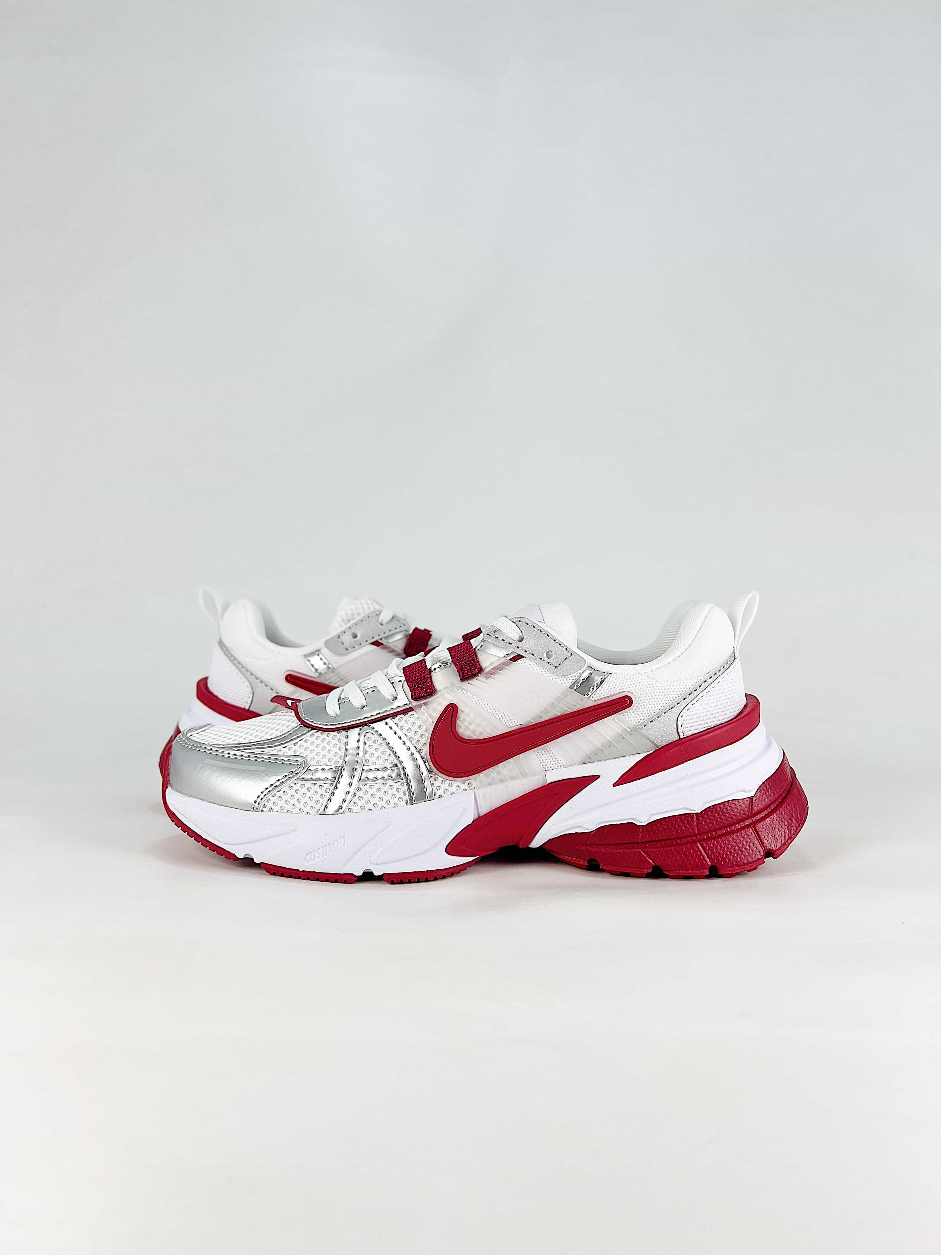 Nike V2K Run Retro PieceStyle No. FD0736 118