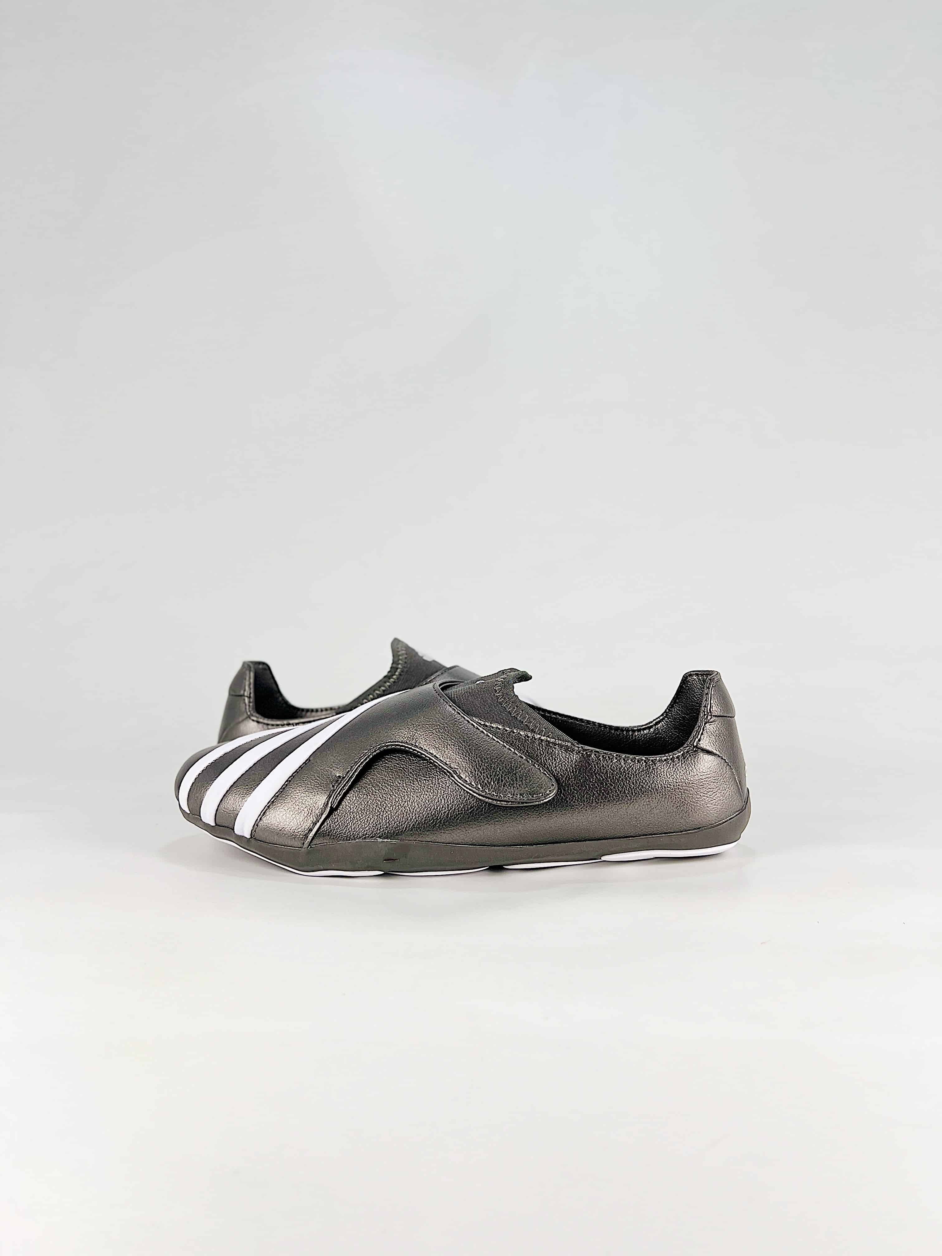 adidas Pharrell Williams Style No. KI6668