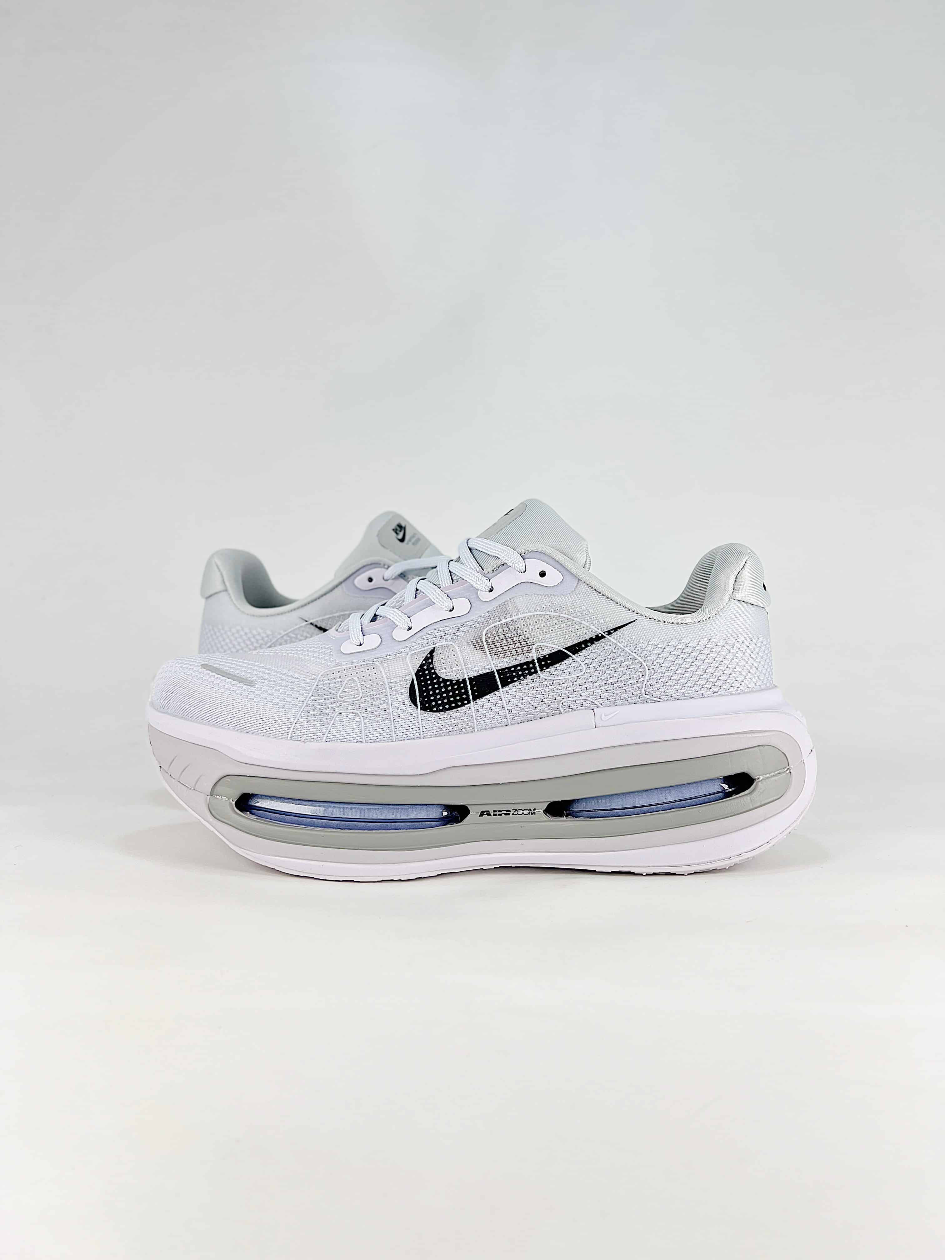 Nike Vomero 19 Premium Style No. HQ2050 104
