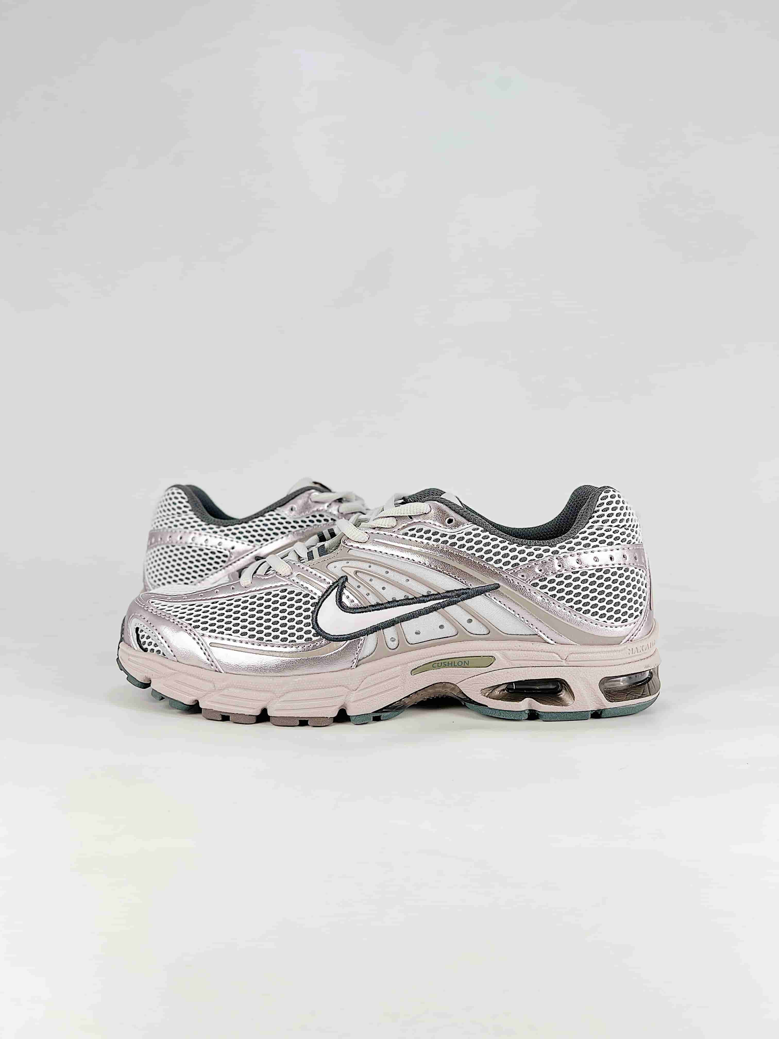 Nike Air Max Moto 2 K VersatileComfortDurable Low-Top Style No. IO7592 077