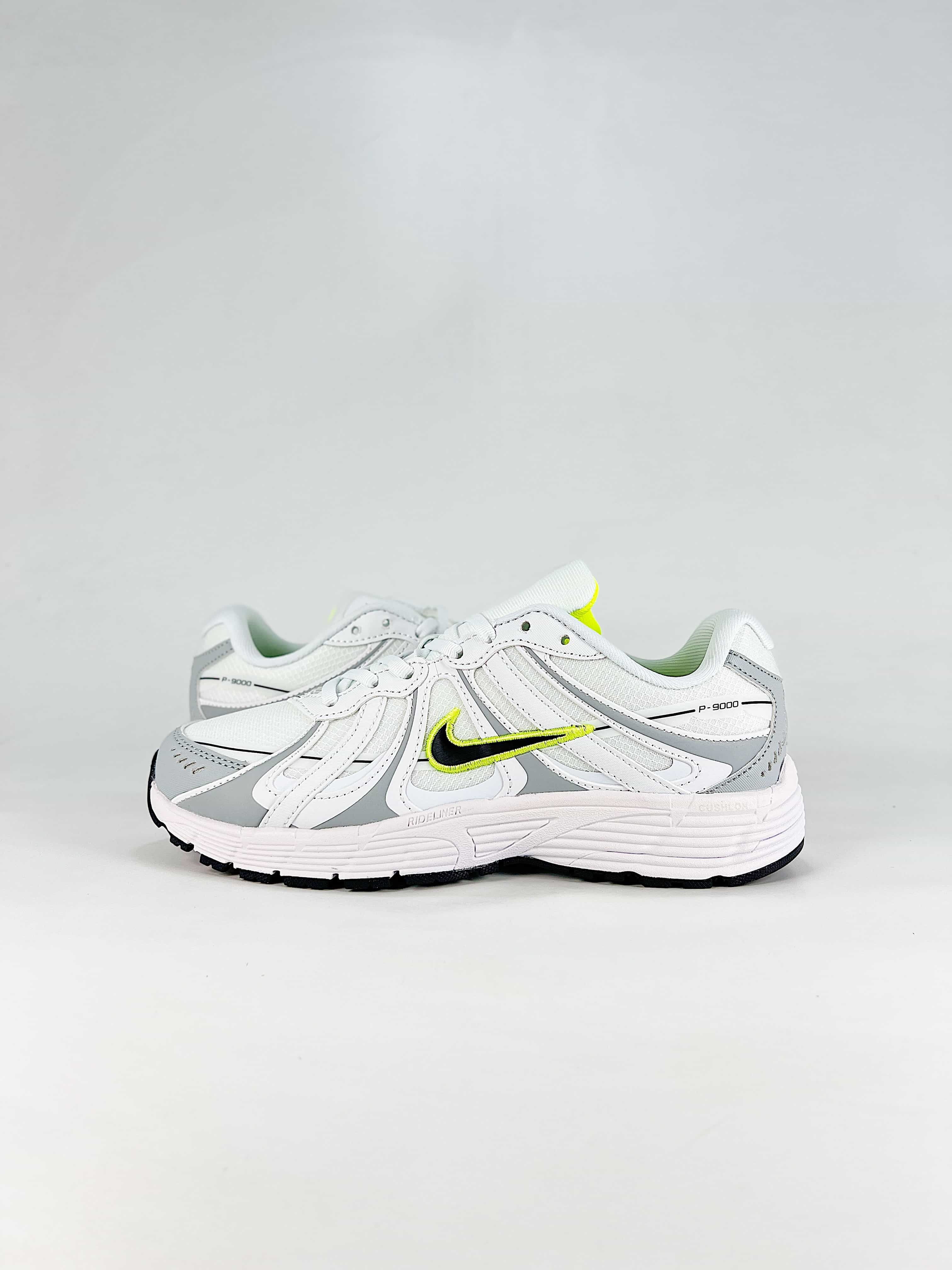 Nike P-9000 ComfortVersatile Casual Style No. IZ4752 001