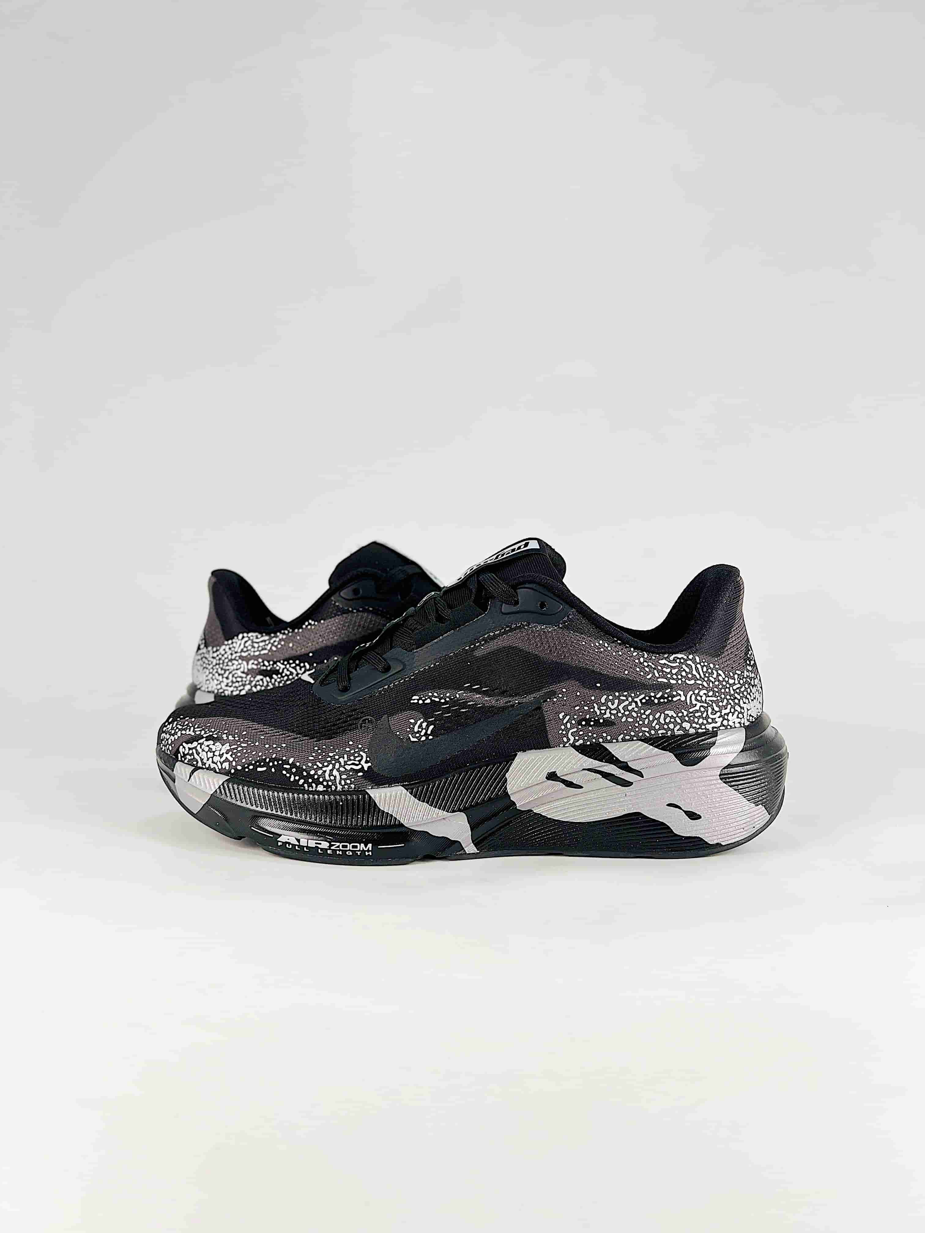 Nike Air Zoom Pegasus 42 Style No. IO3928 001