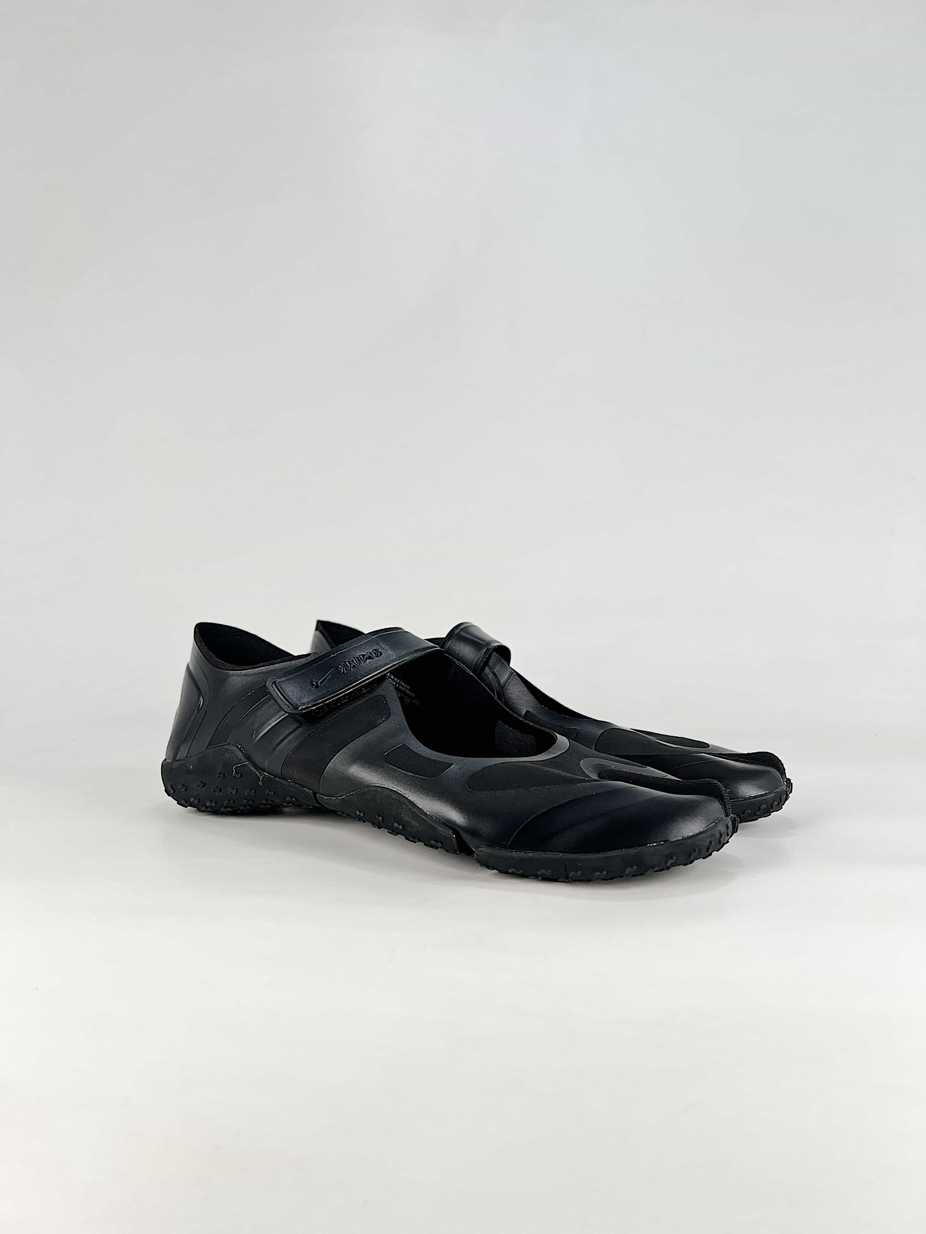 Nike SKIMS Air Rift Mesh Comfort Fit Casual Shoes