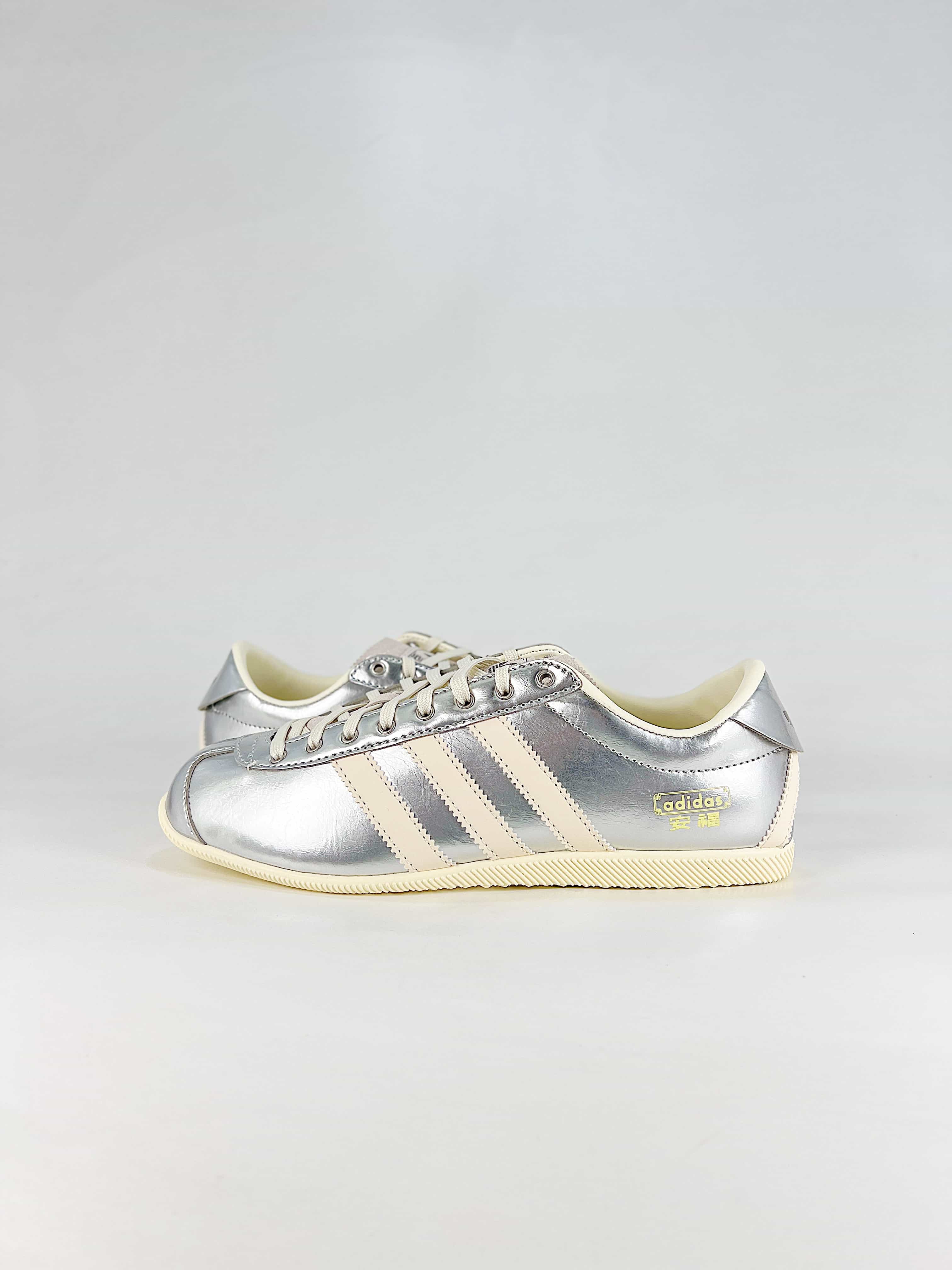 Adidas Originals ANFU W CasualRetro VersatileComfort Style No. KI7559