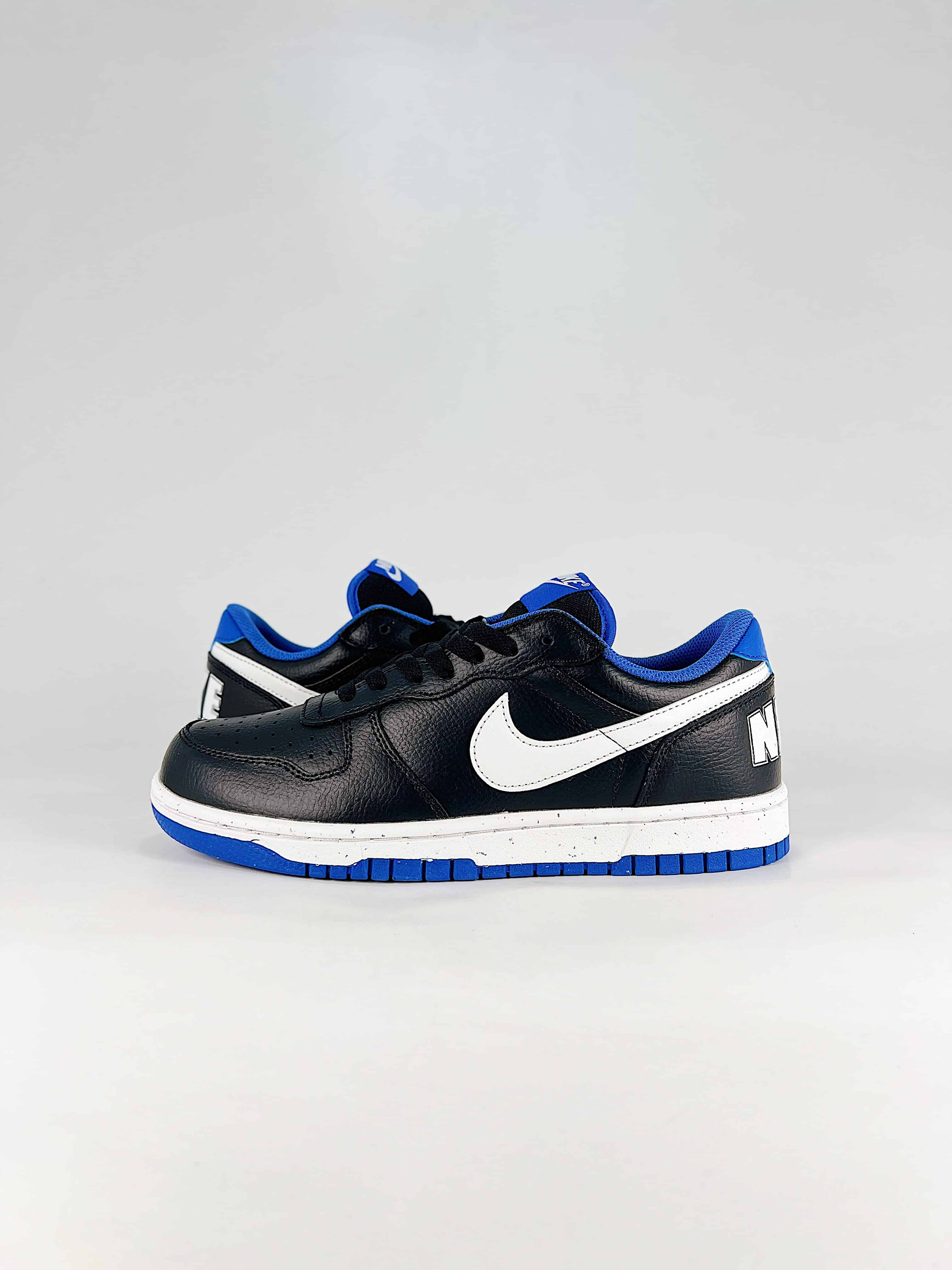 Nike Big Lux ComfortVersatile Low-Top Style No. 355152 018