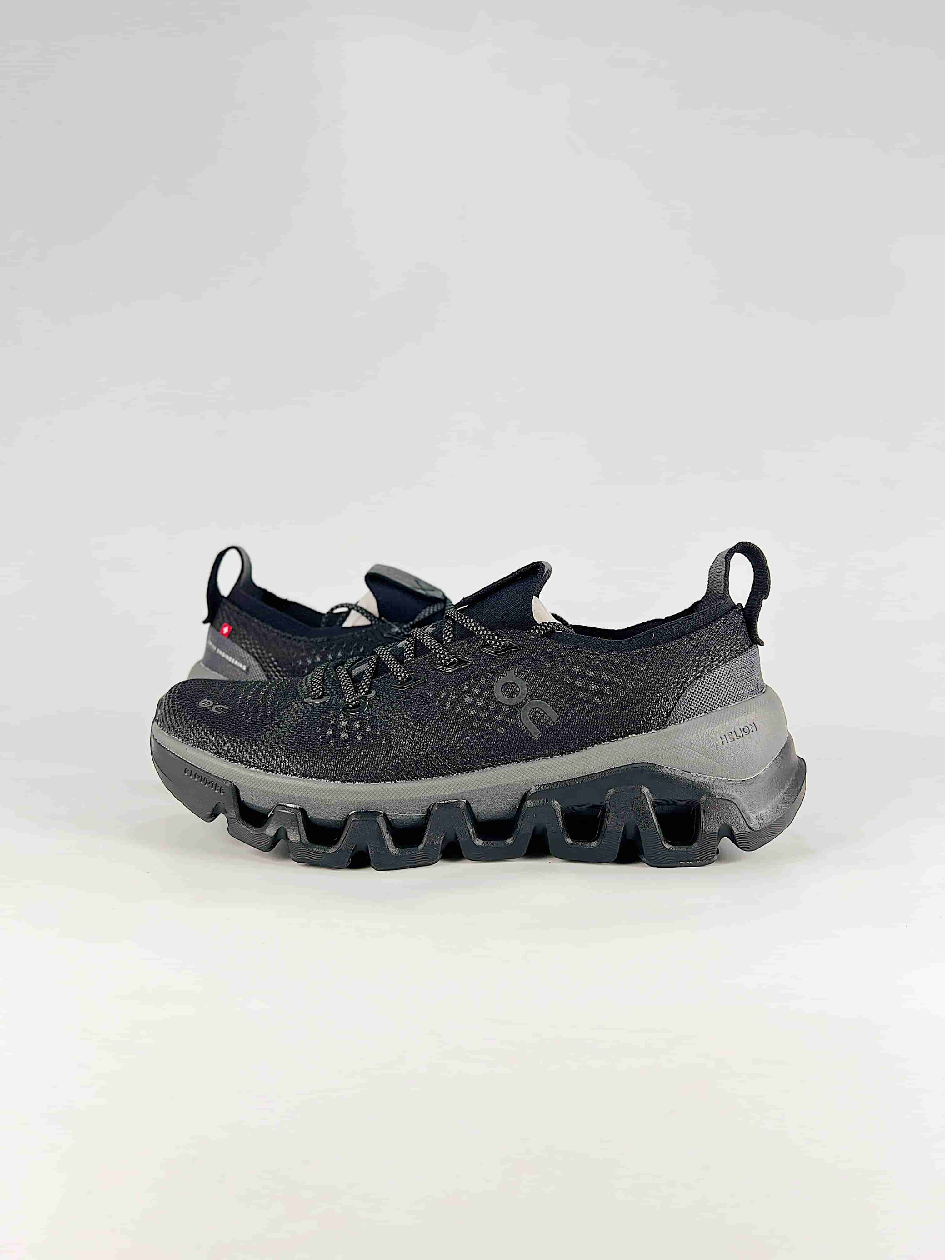Cloudtilt Brand New Sneakers Style No. 3 MG30090201