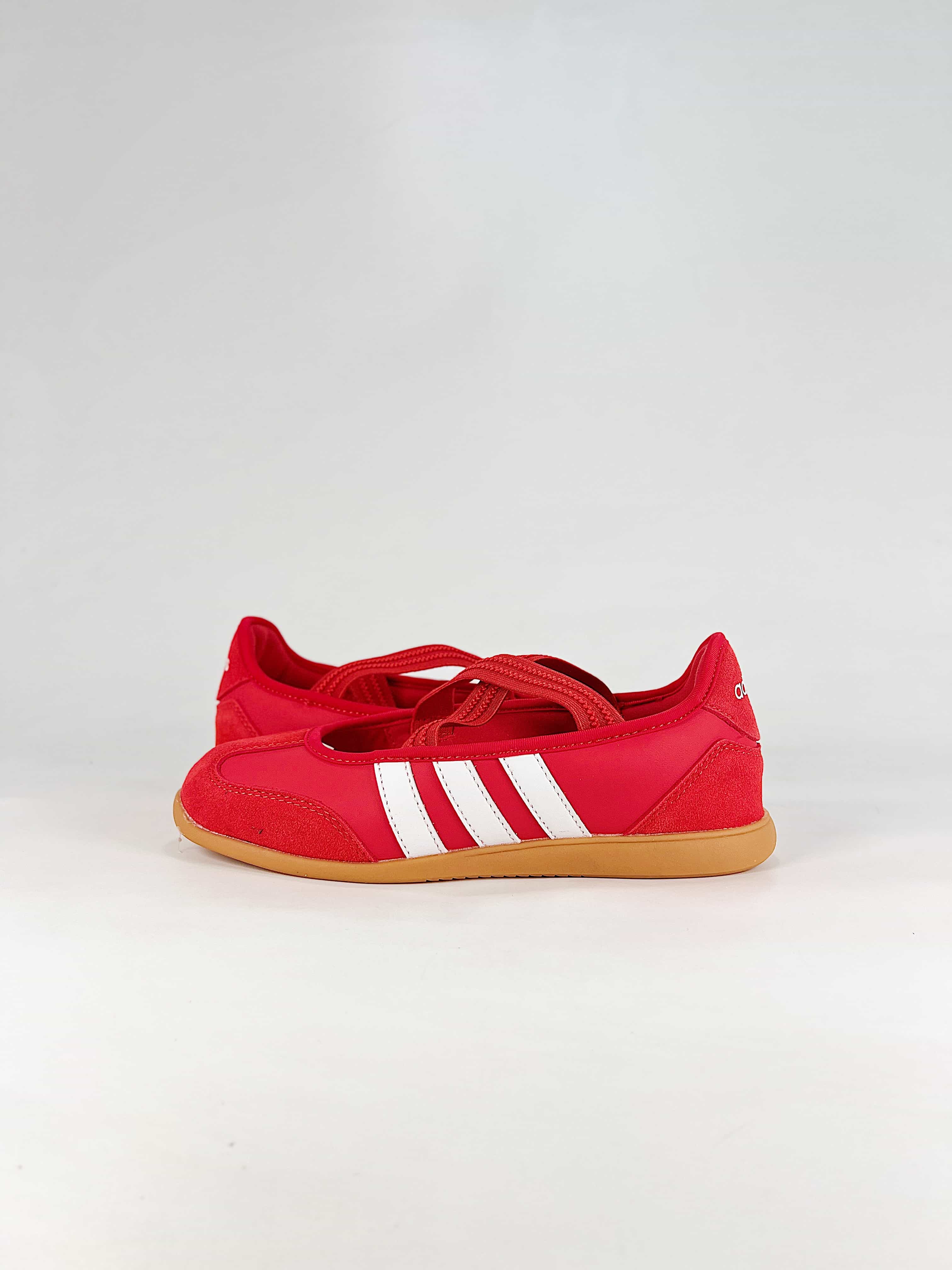 adidas BARREDA Mary Jane Comfort FitStyle No. HQ7398
