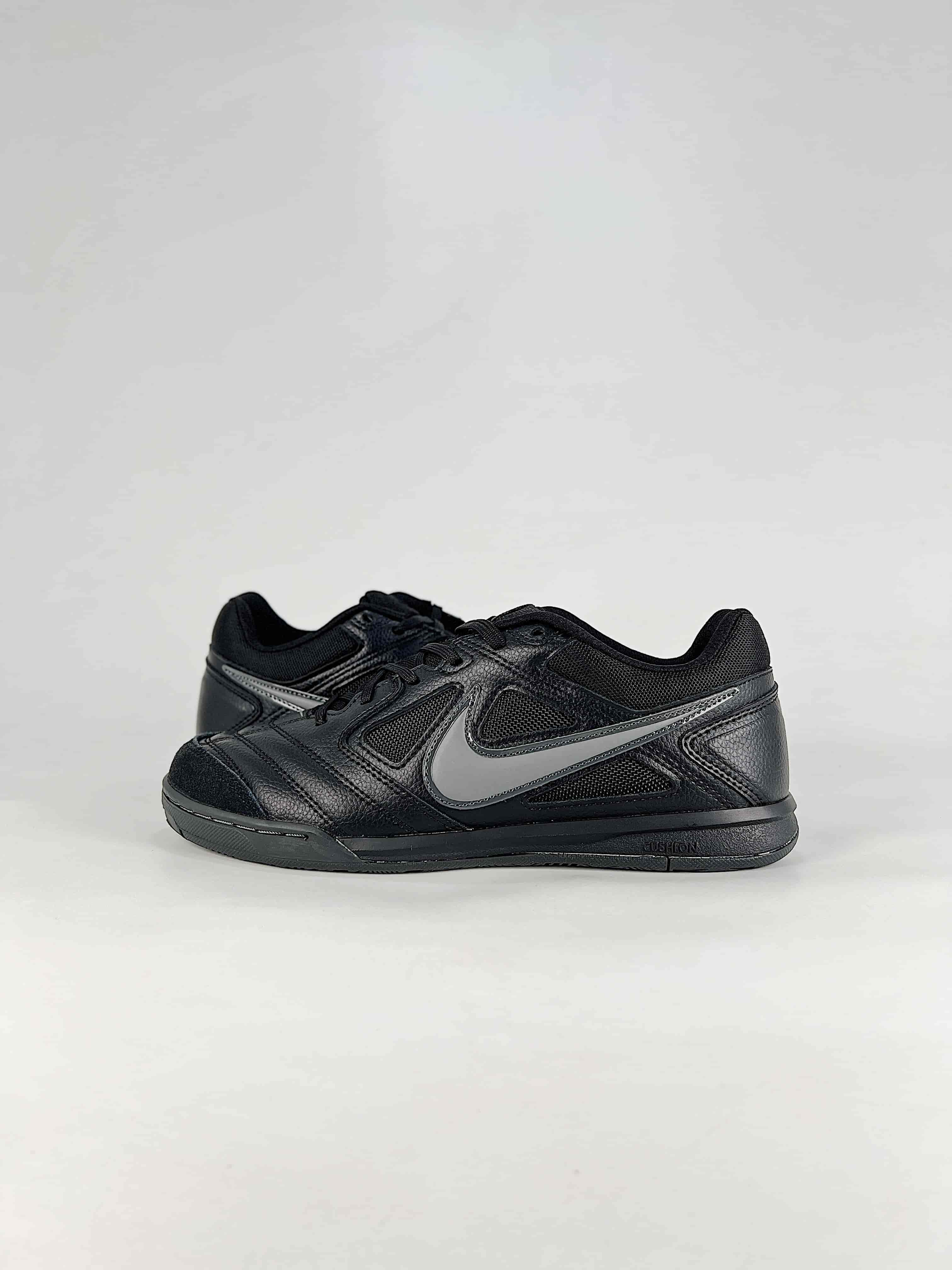 Nike GatoSeries Sports Style No. HQ6019 004