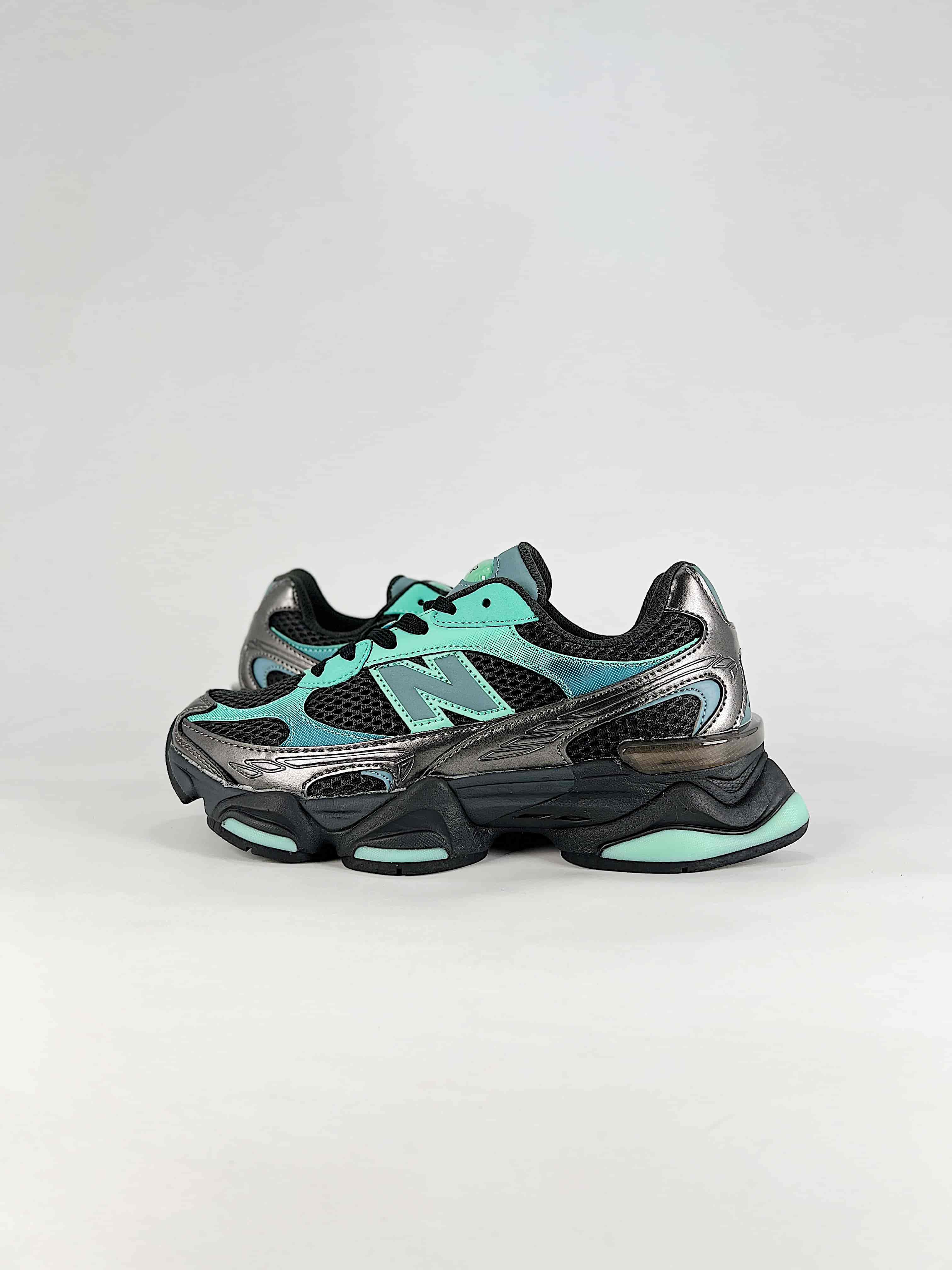 New Balance 9060 Retro Piece Style No. U9060873