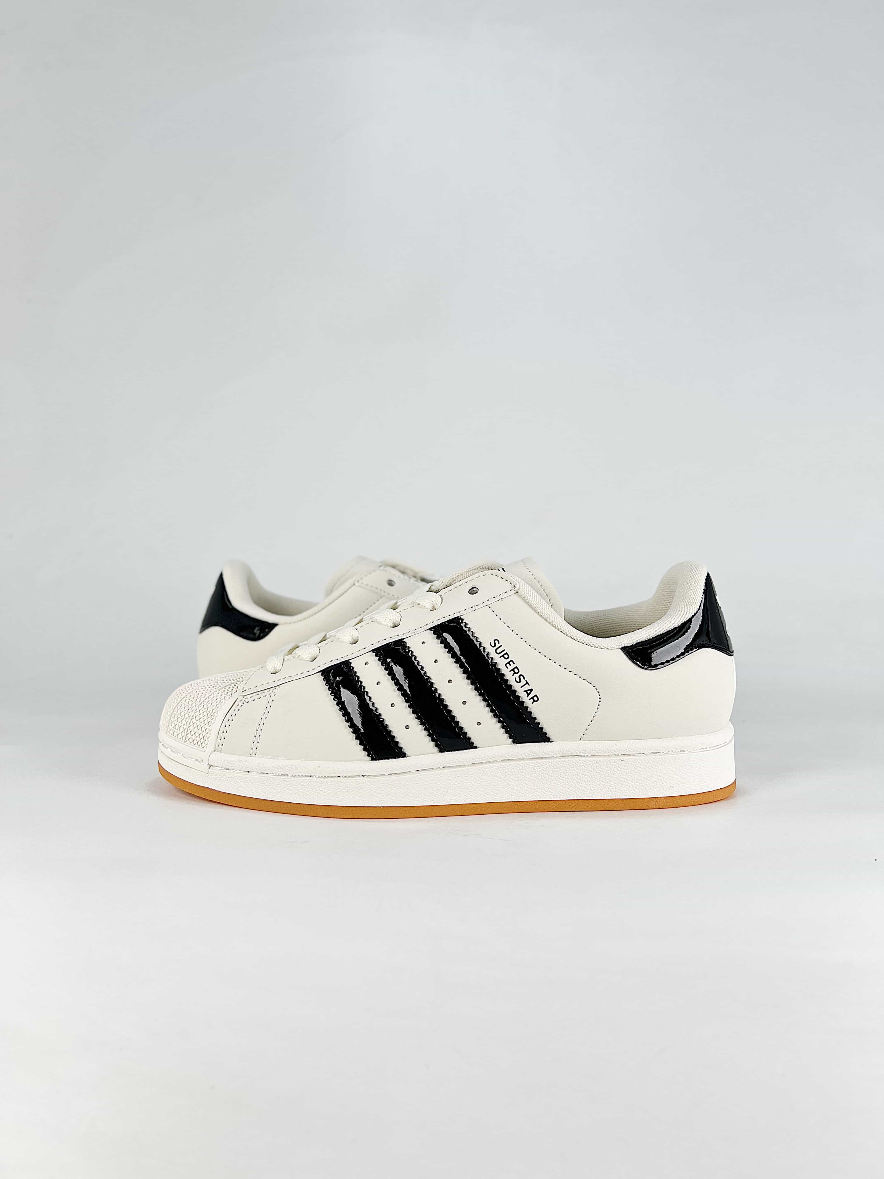 Adidas Originals Superstar IINew ColorwayStyle No. KI8054